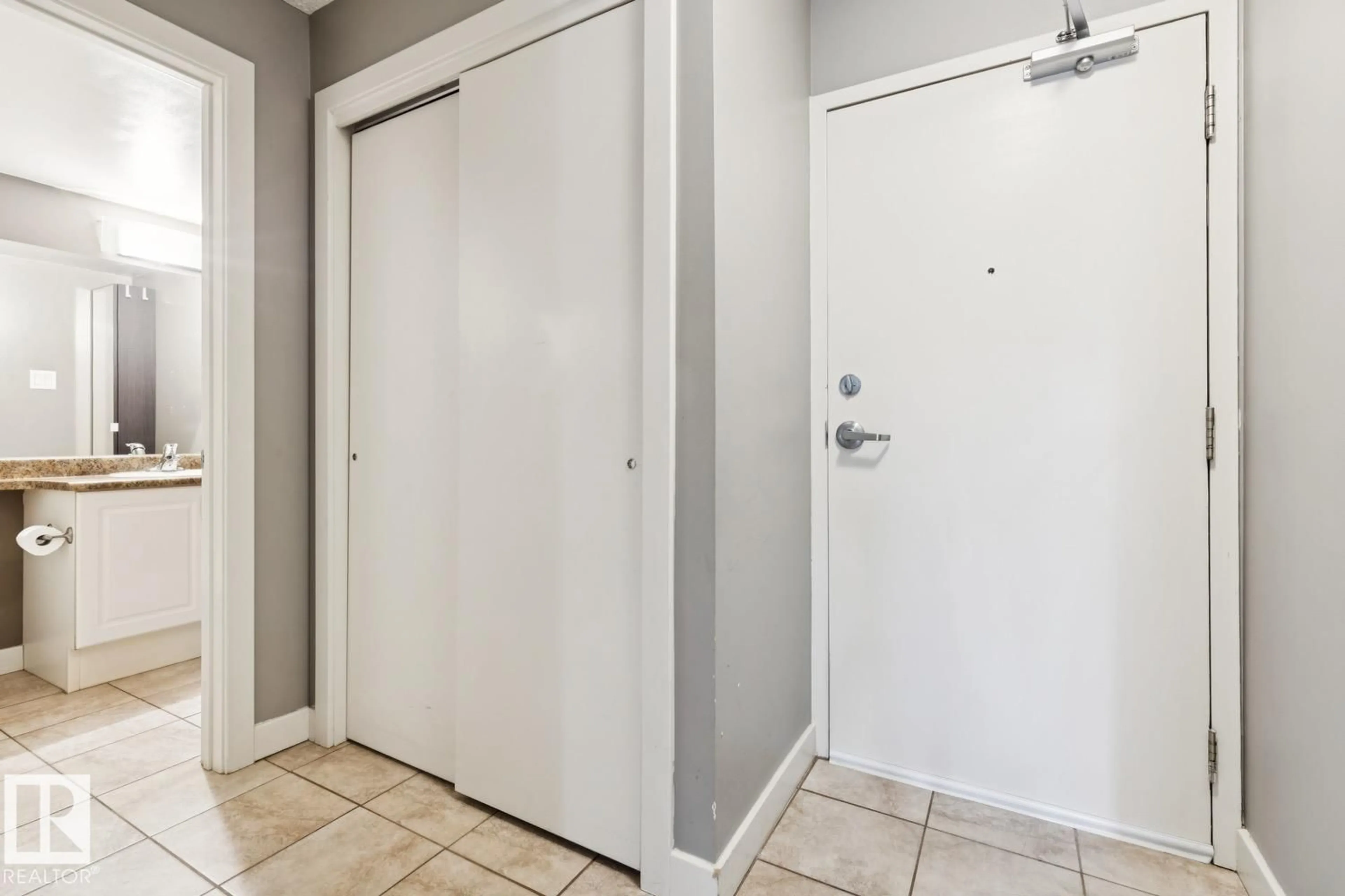 Indoor entryway for #408 - 9715 110 ST NW, Edmonton Alberta T5K2M1