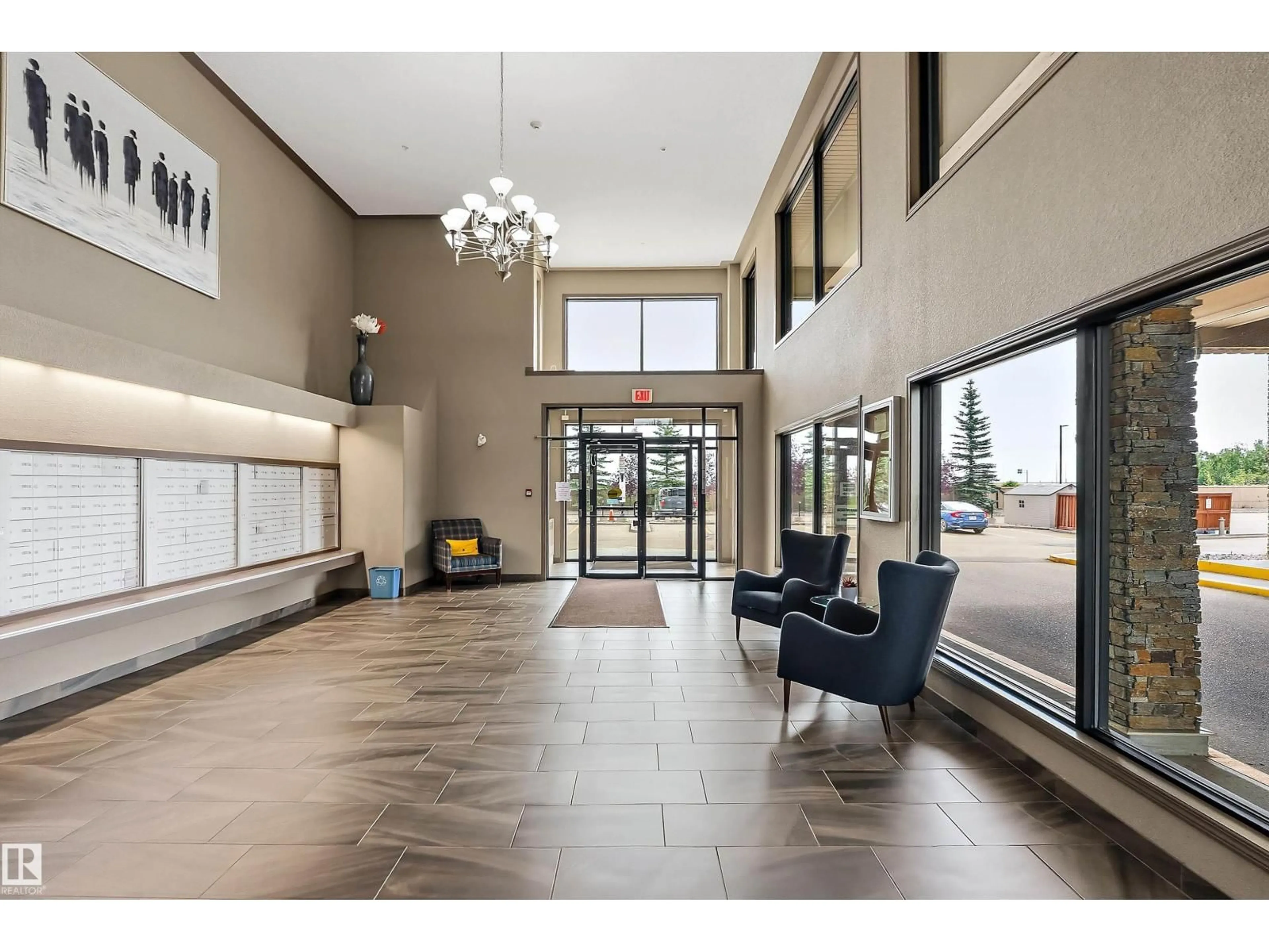 Indoor foyer for 1520 - 440 HAMMOND GATE NW, Edmonton Alberta T6T2G7