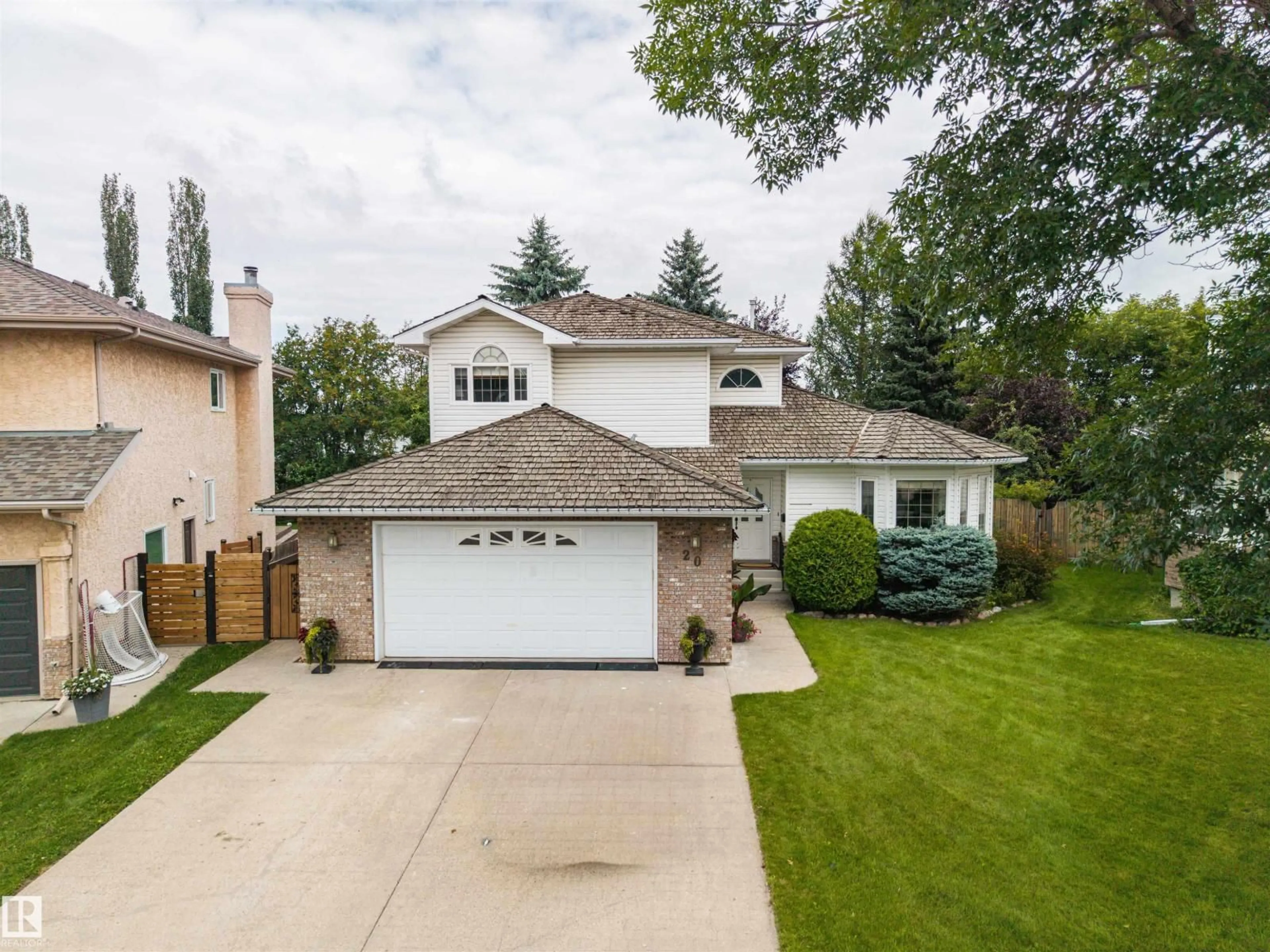 Unknown for 20 CHARLTON CR, Sherwood Park Alberta T8H1R1