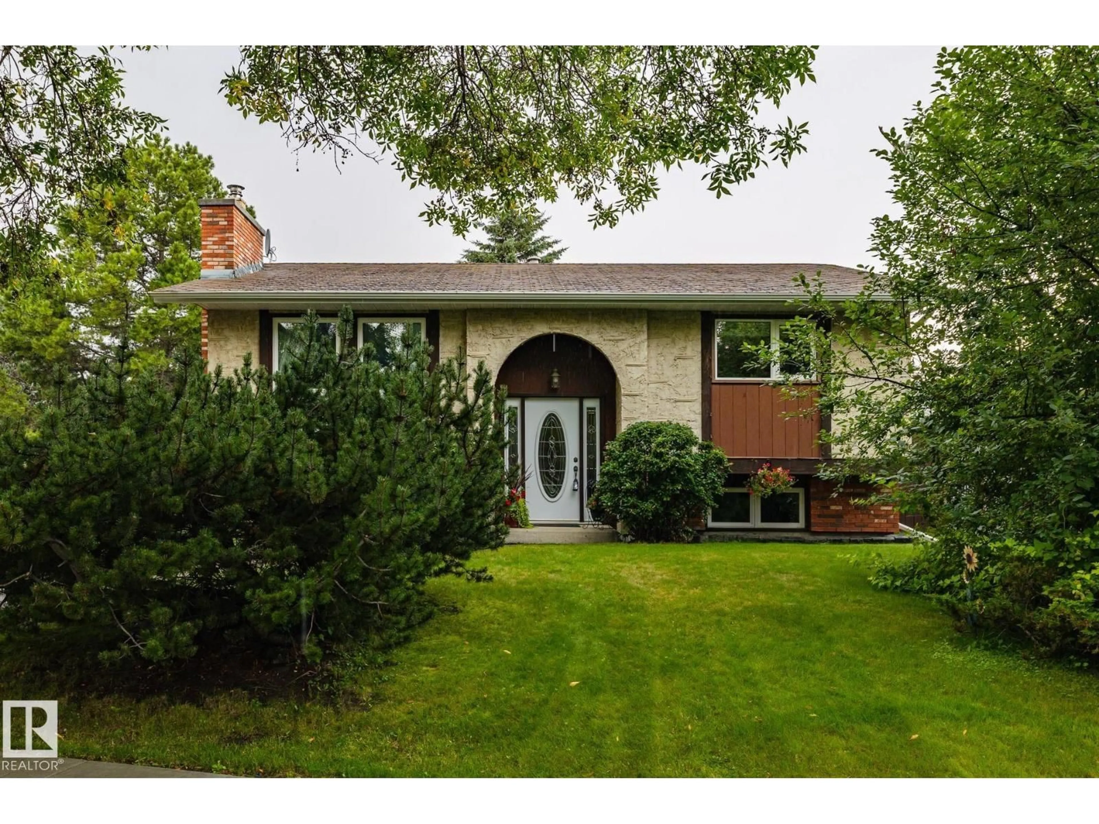 Home with brick exterior material, street for 12 AMHERST CR, St. Albert Alberta T8N2P8