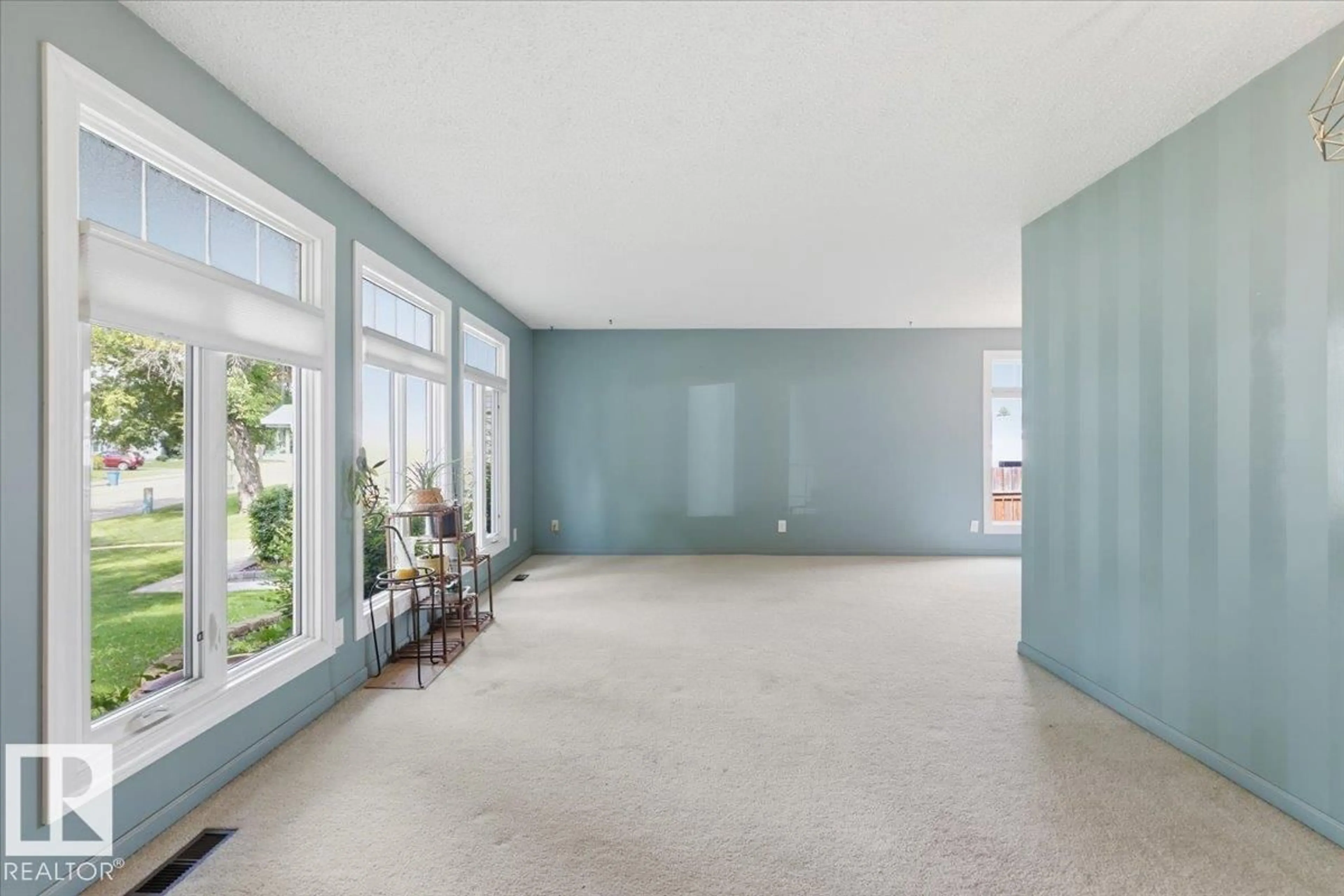 Unknown for 128 GREEN ASH DR, Wetaskiwin Alberta T9A2H8