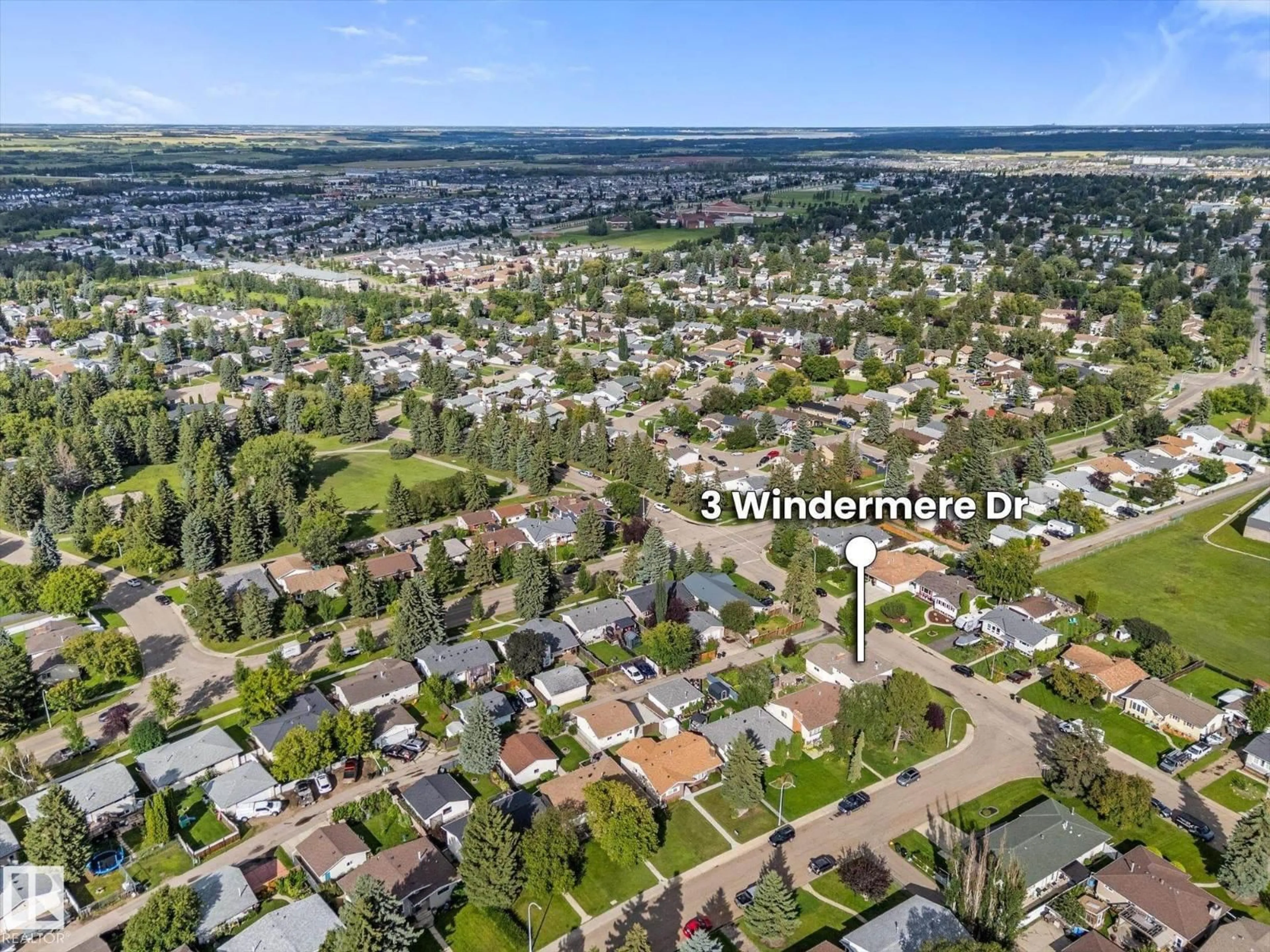 A pic from outside/outdoor area/front of a property/back of a property/a pic from drone, unknown for 3 WINDERMERE DR, Spruce Grove Alberta T7X1P9