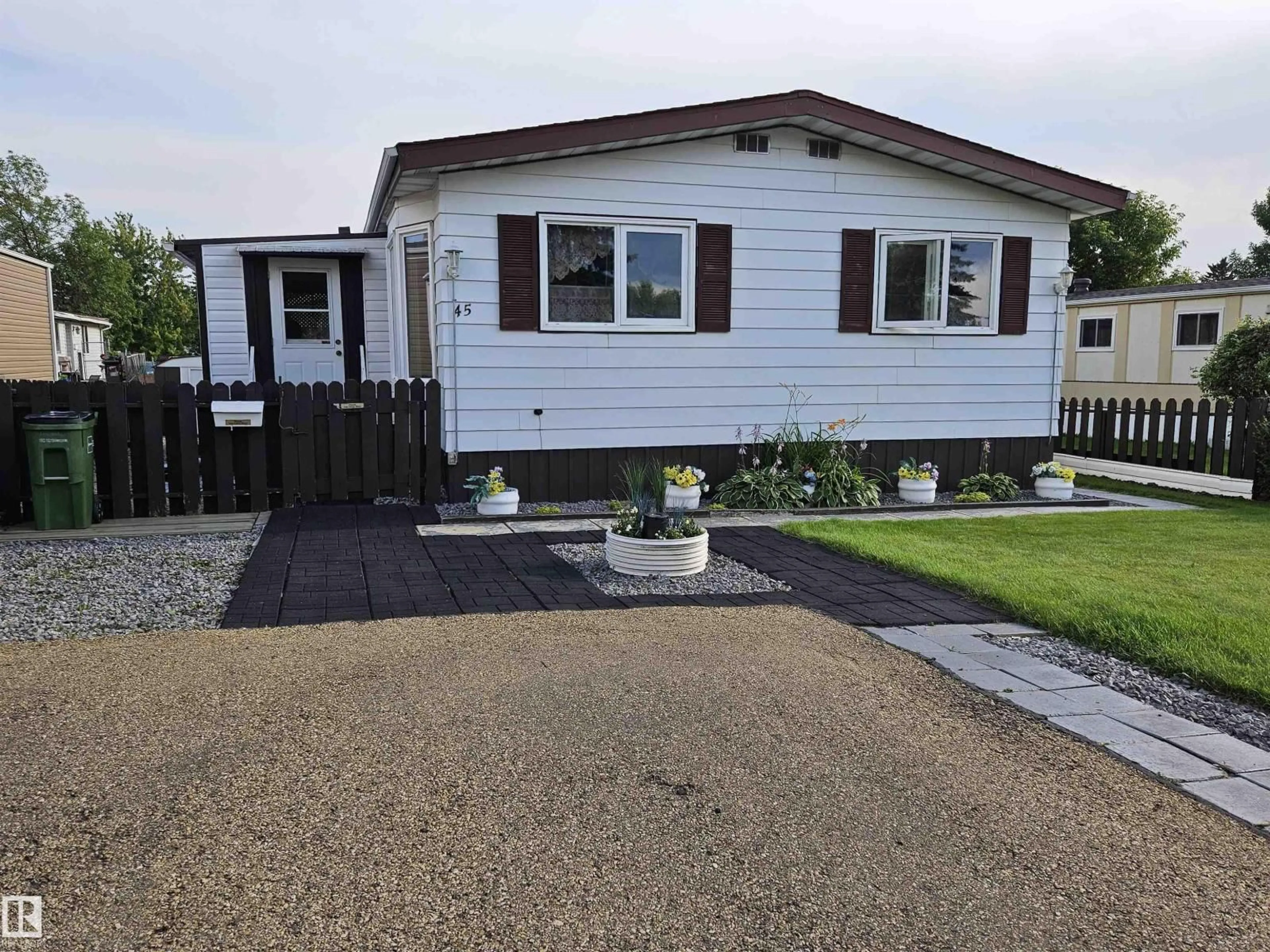 Unknown for 45 OAK RIDGE DR, Edmonton Alberta T6P1G9