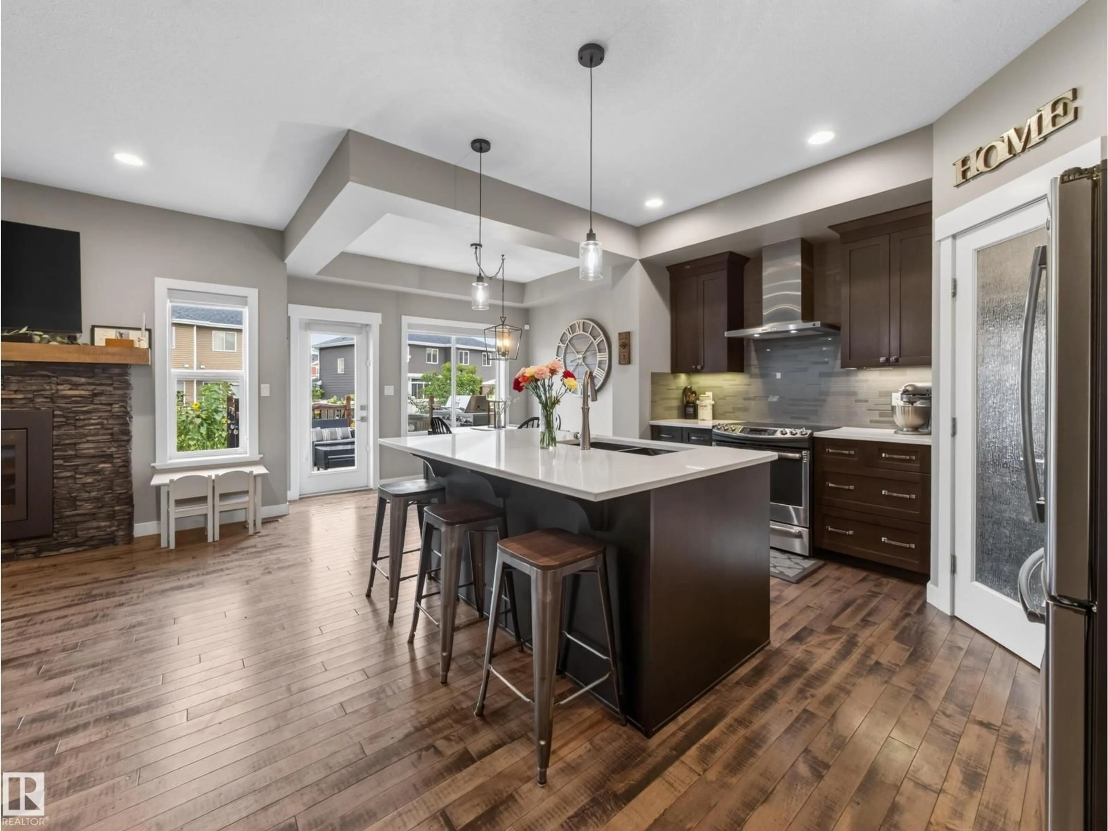 Open concept kitchen, unknown for 156 STURTZ BN, Leduc Alberta T9E1E3