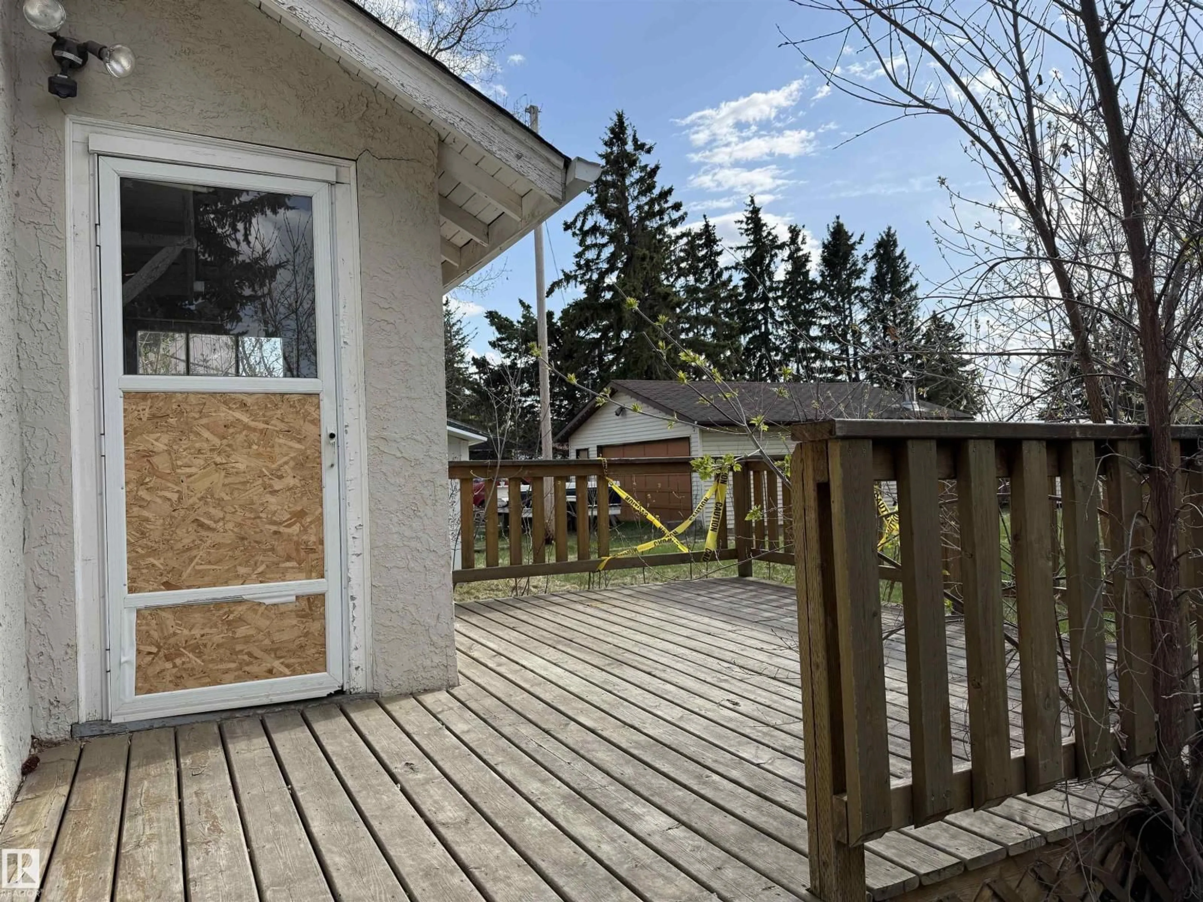 Patio, street for 4818 52 ST, Thorsby Alberta T0C2P0