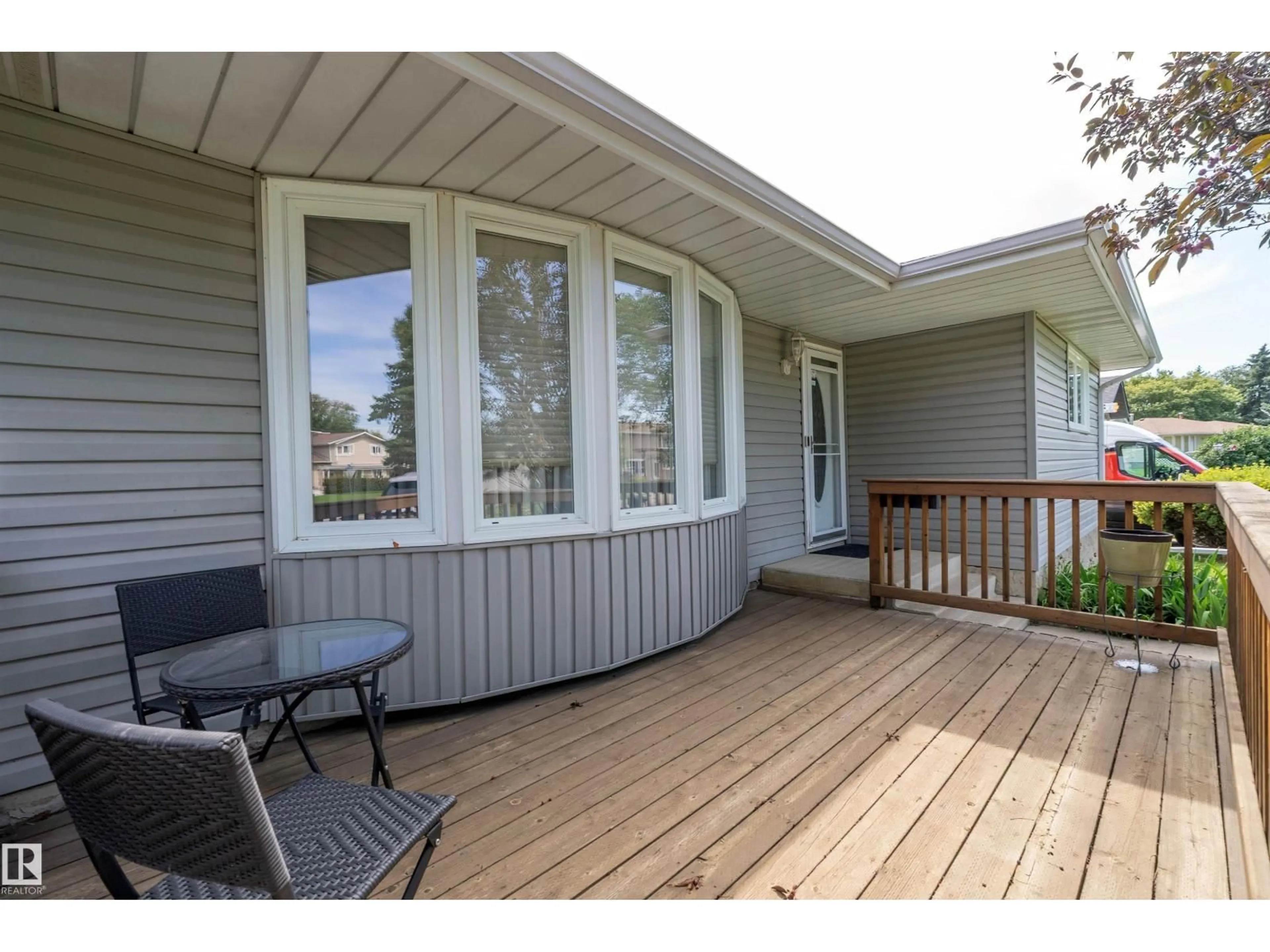 Unknown for 5507 51 ST, Leduc Alberta T9E5N5