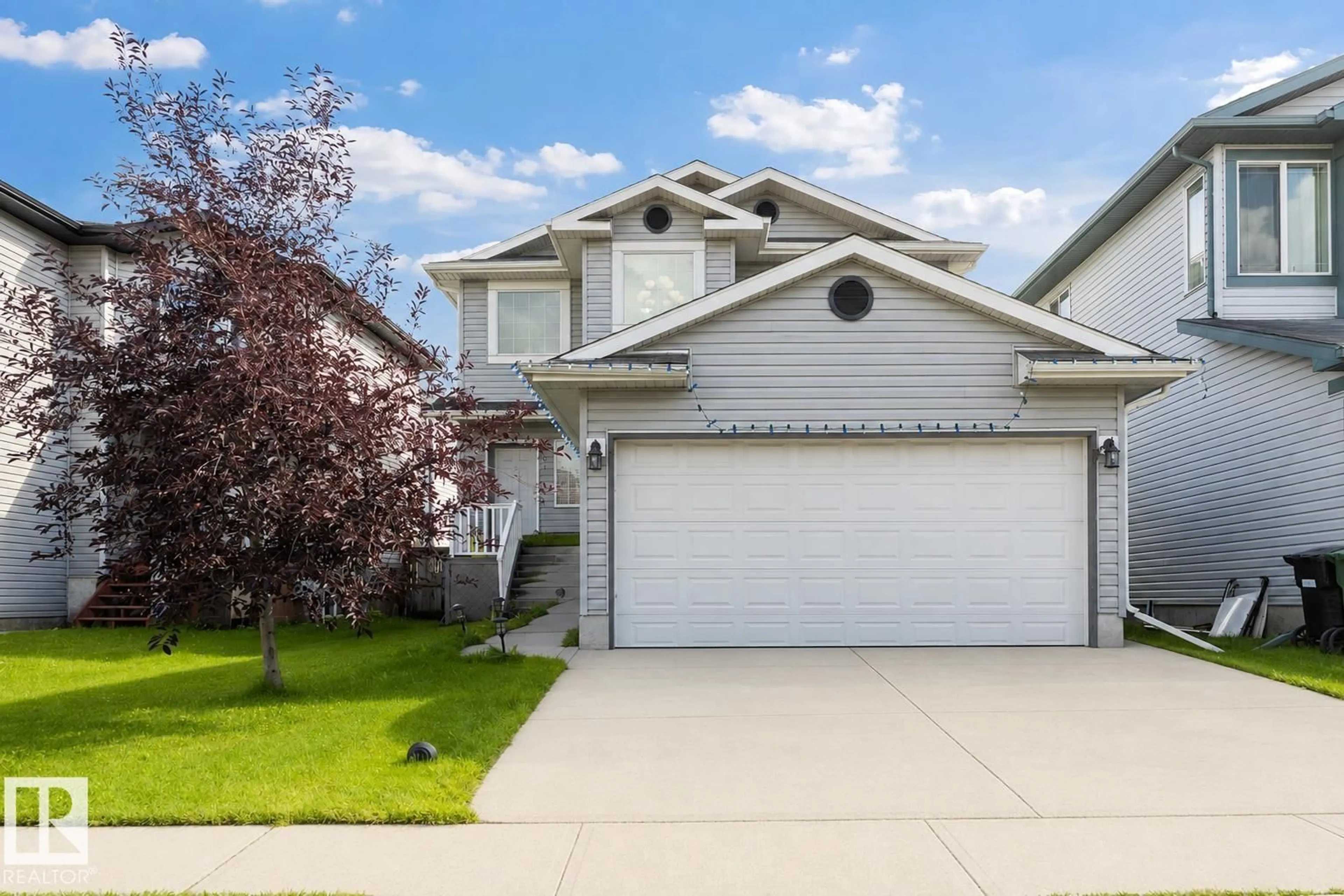 Home with vinyl exterior material, street for 73 DALQUIST BA, Leduc Alberta T9E0N5