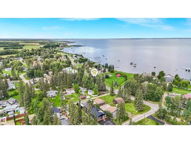 5001 CRESTVIEW DR, Rural Lac Ste. Anne County 3