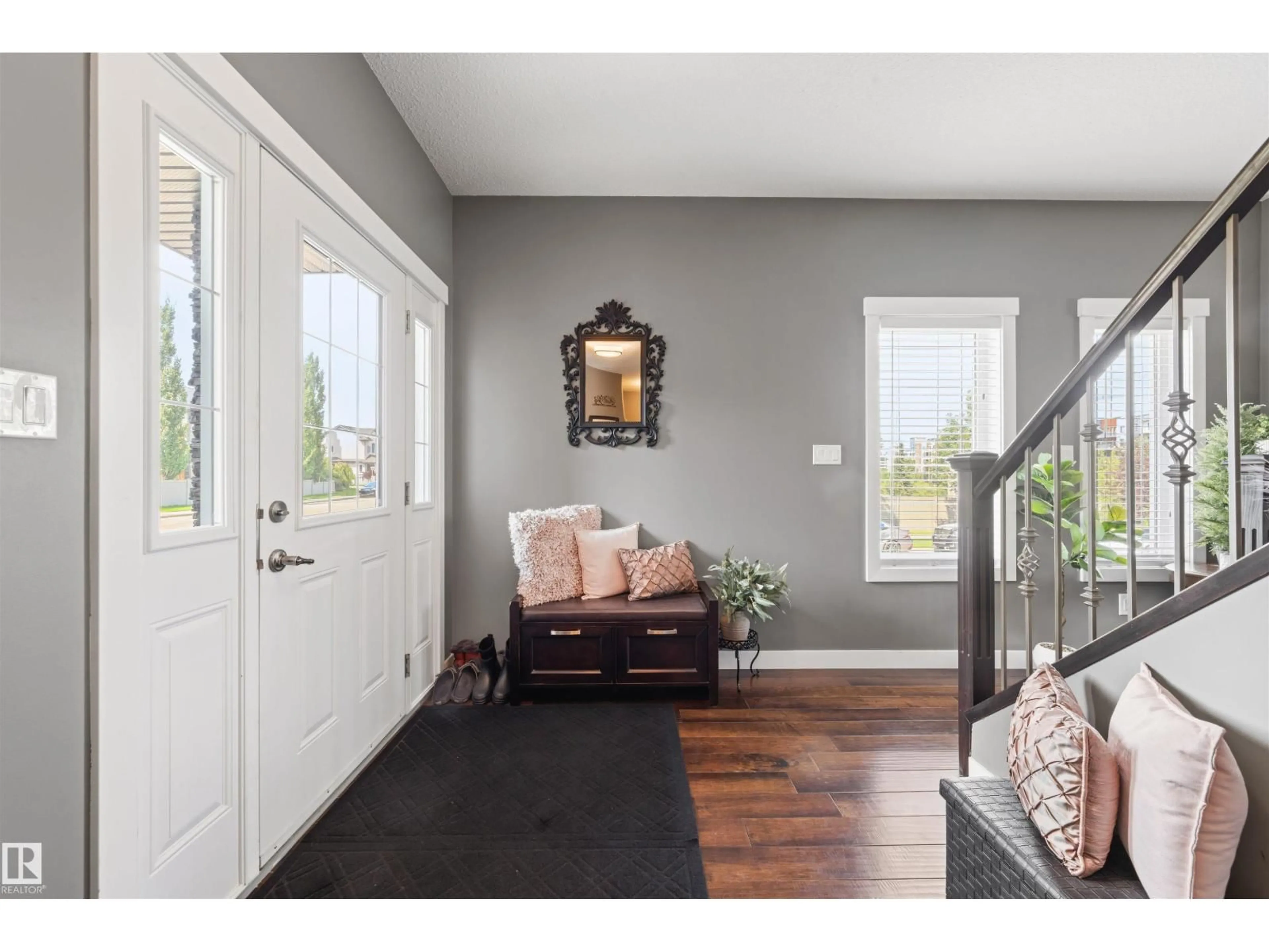 Indoor entryway for SW - 1457 WATES LI, Edmonton Alberta T6W0V1