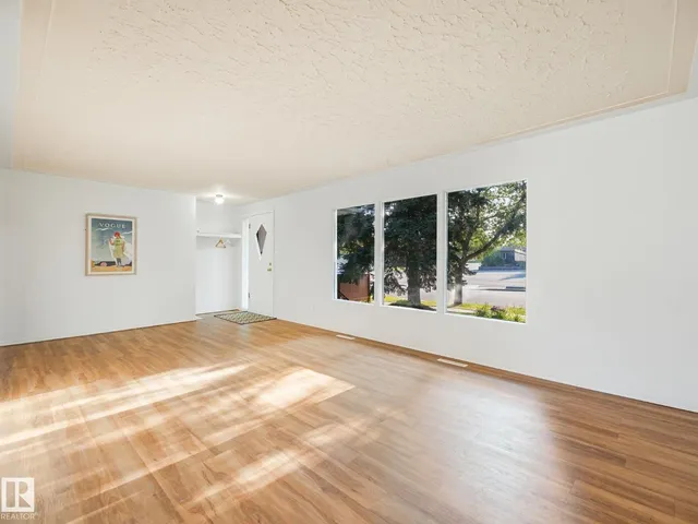 NW - 6112 105A ST, Edmonton 5