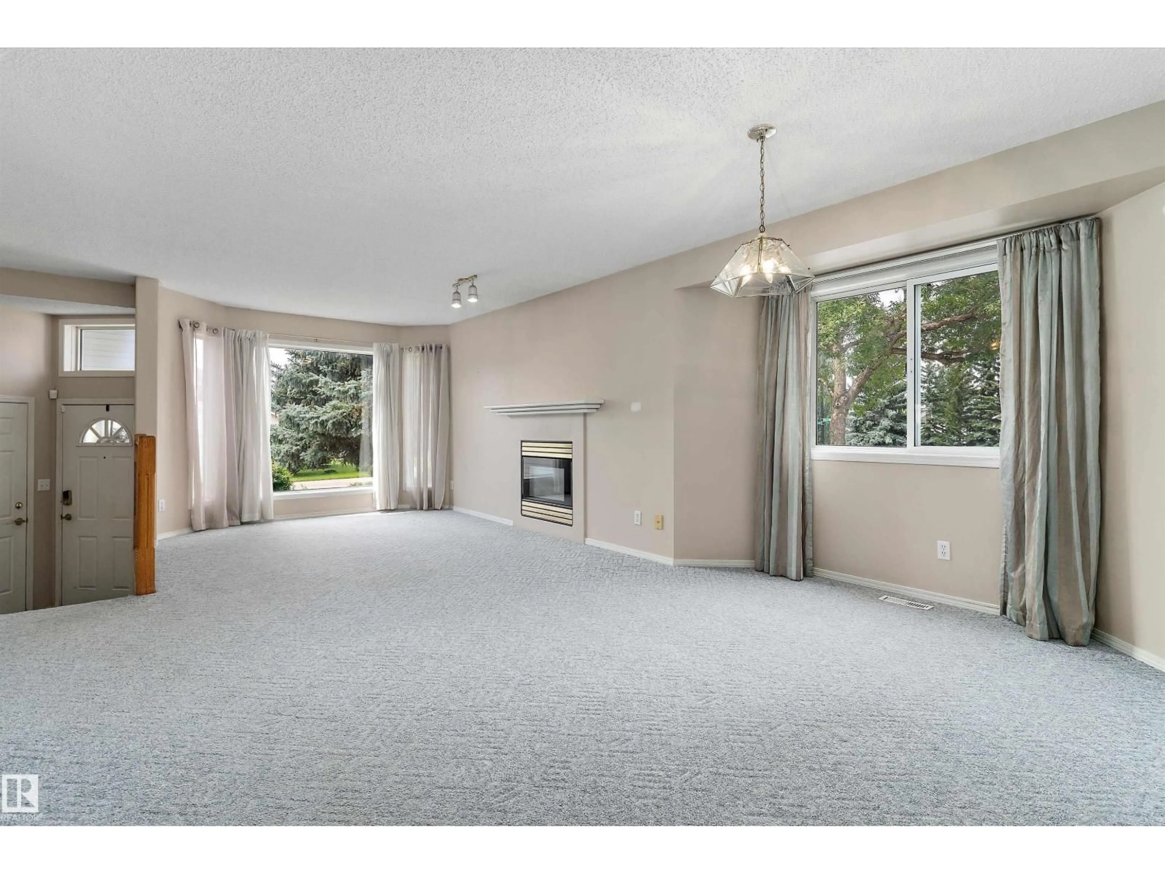 A pic of a room for NW - 851 112A ST, Edmonton Alberta T6J6W2