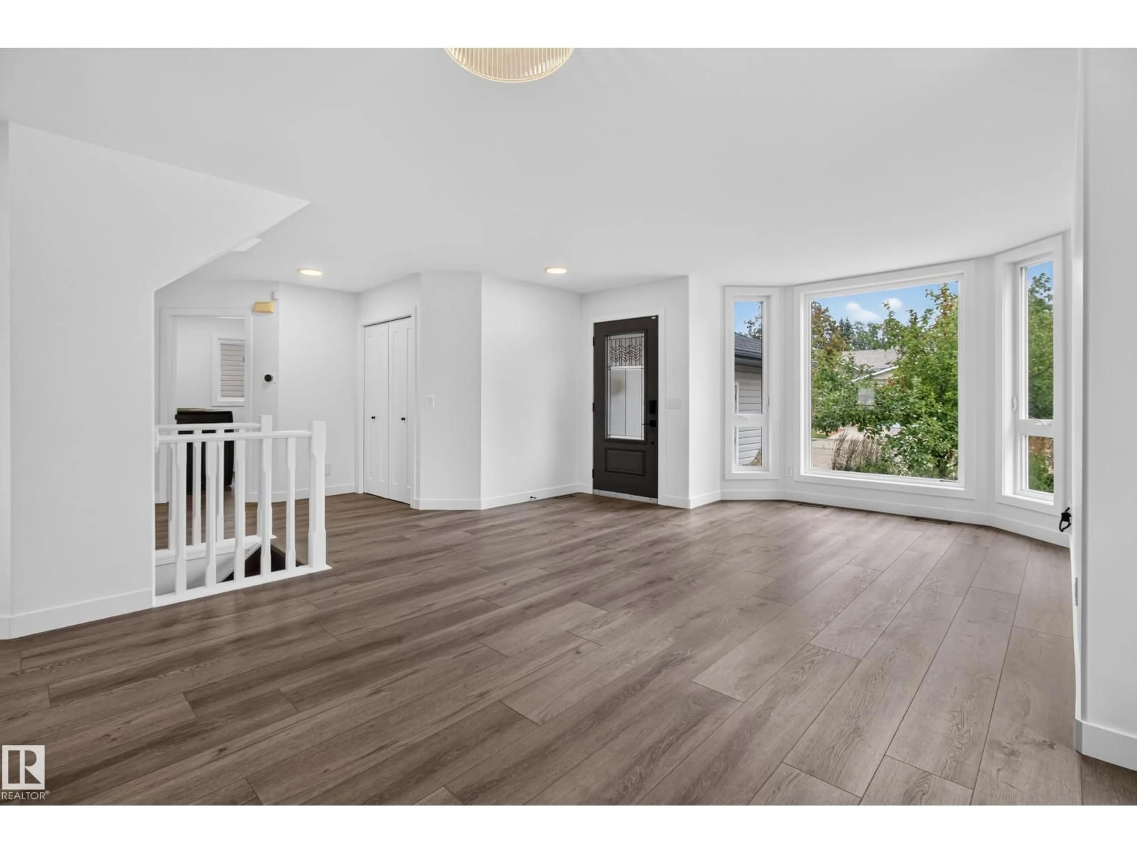 Unknown for 229 HILLCREST CT, Sherwood Park Alberta T8A5V5