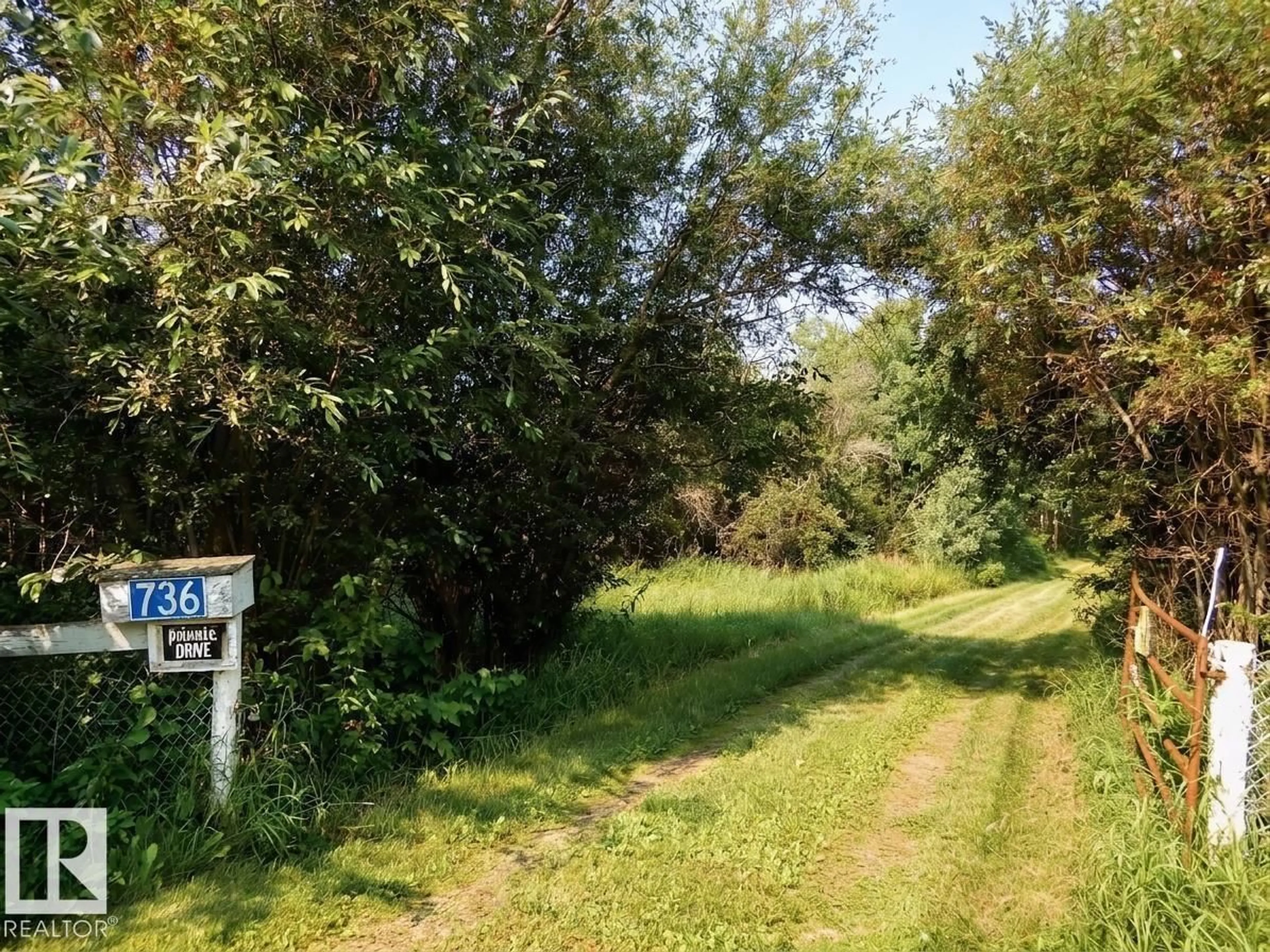 Unknown for 56019 RGE ROAD 13, Rural Lac Ste. Anne County Alberta T0E1V0