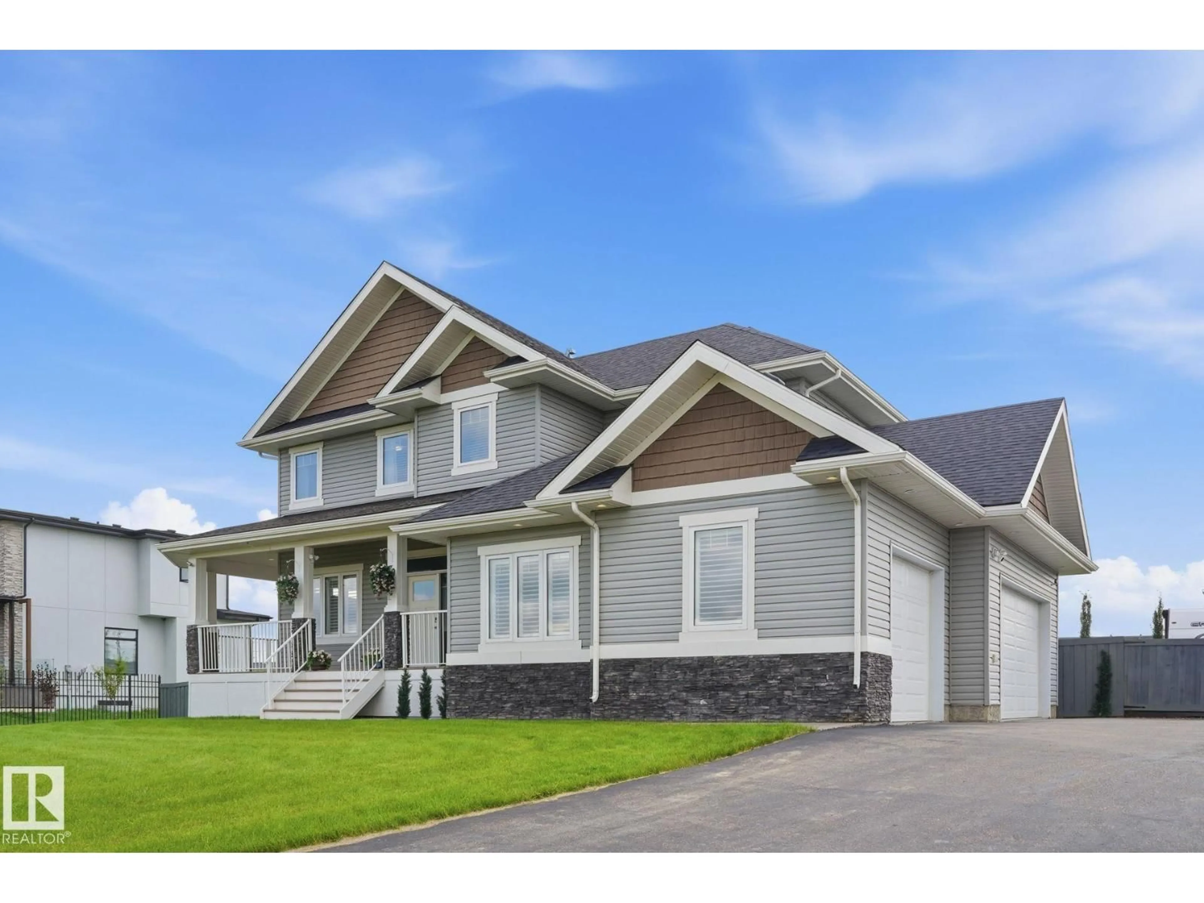 Home with vinyl exterior material, building for 70 26409 TP 532A, Rural Parkland County Alberta T7X4M1
