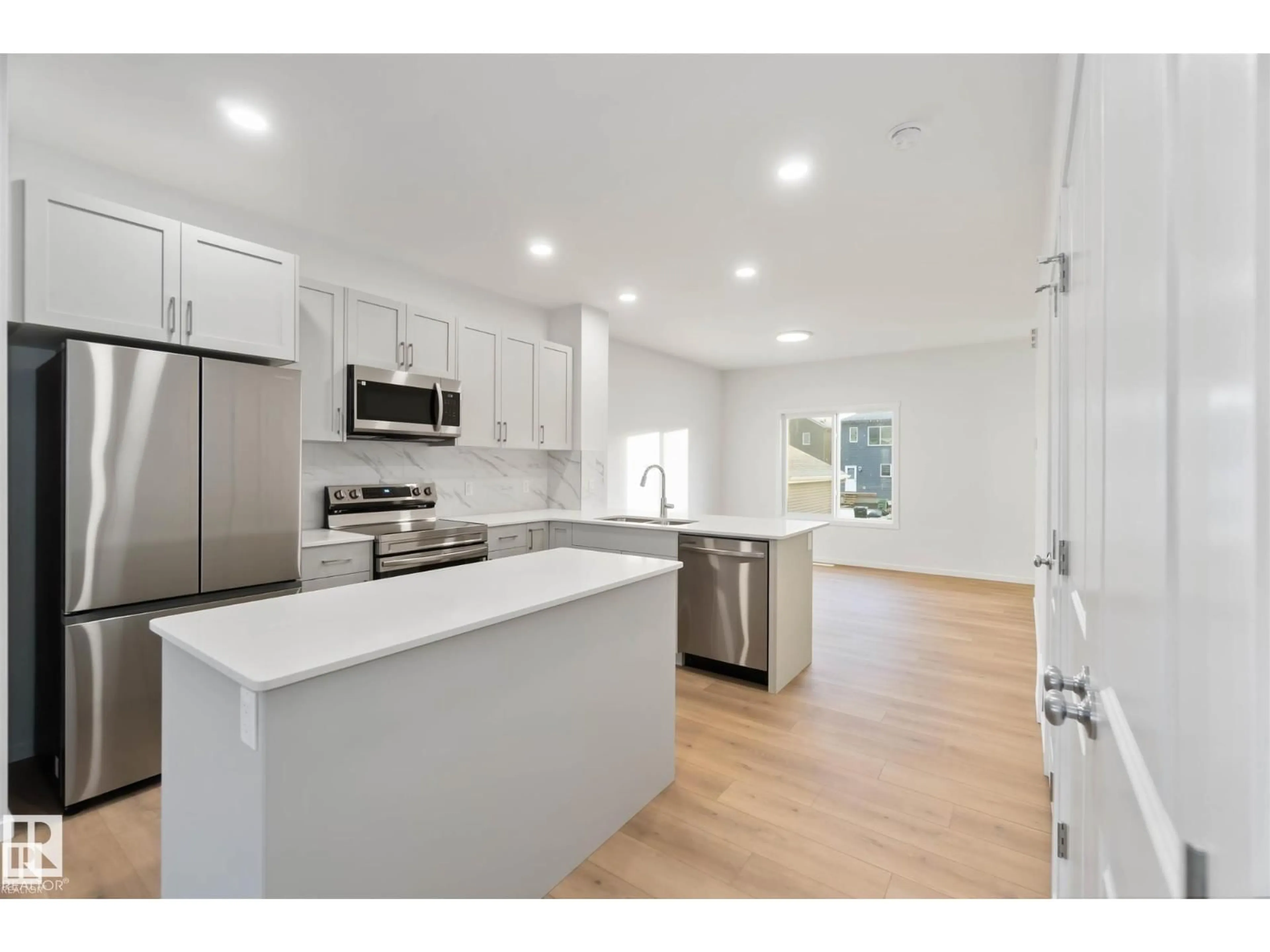 Open concept kitchen, unknown for SW - 2491 ALCES LI, Edmonton Alberta T6X1A7