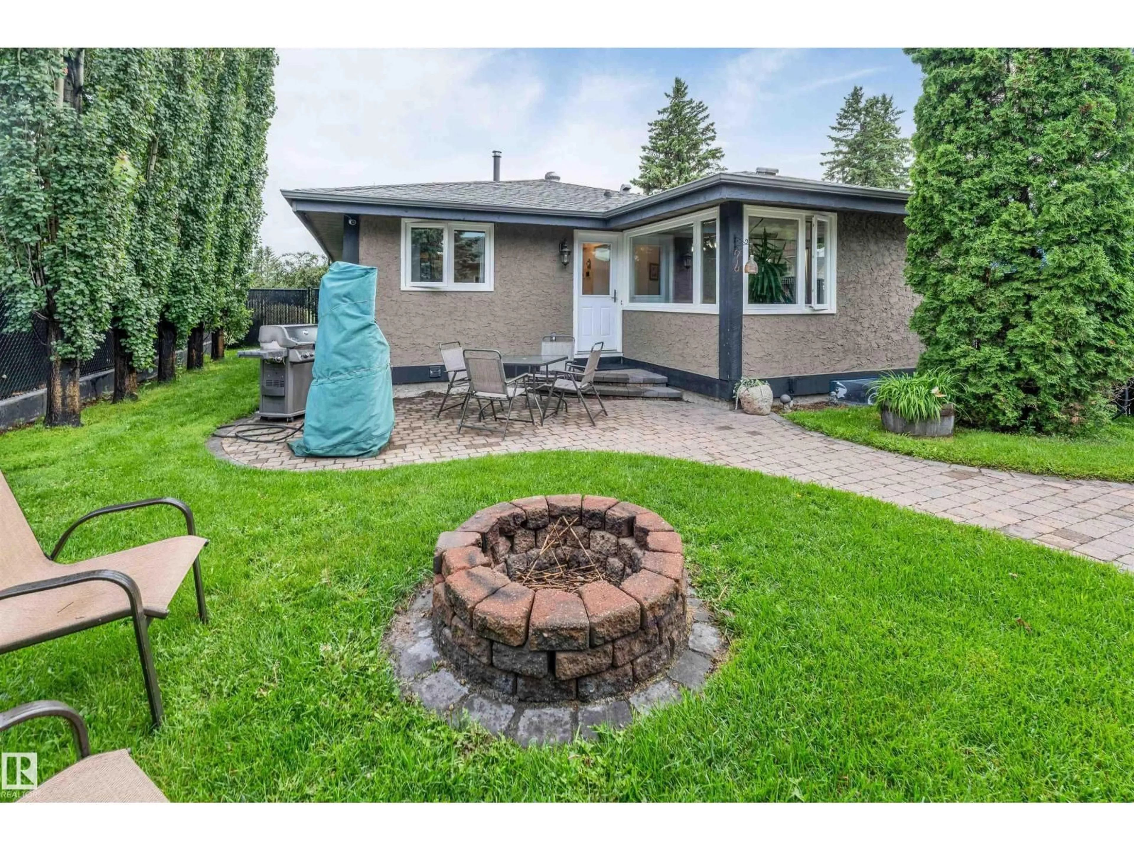 Unknown for 6008 37 AV, Edmonton Alberta T6L1H2