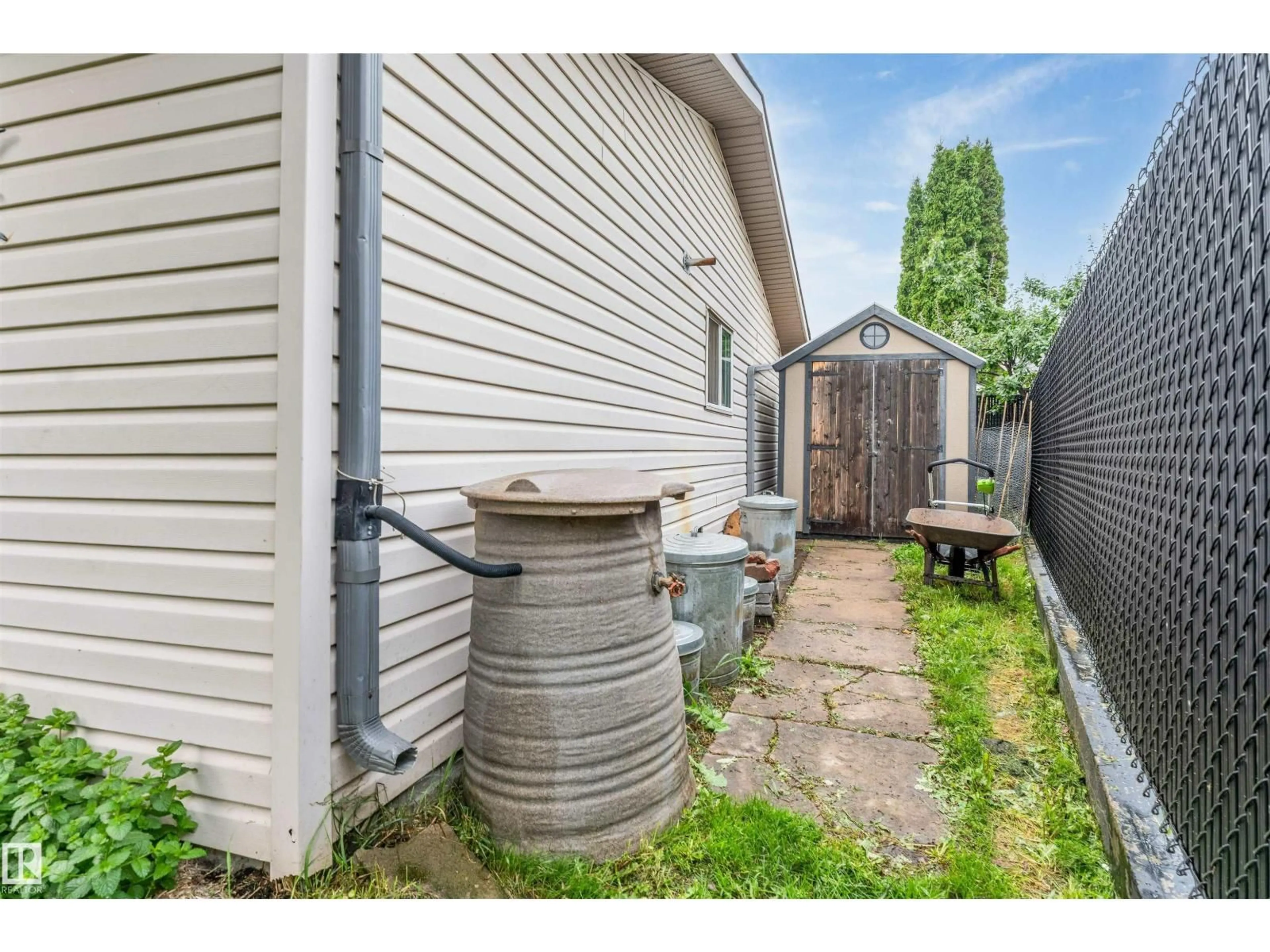 Unknown for 6008 37 AV, Edmonton Alberta T6L1H2