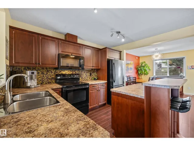 20 3751 12 ST NW, Edmonton 4