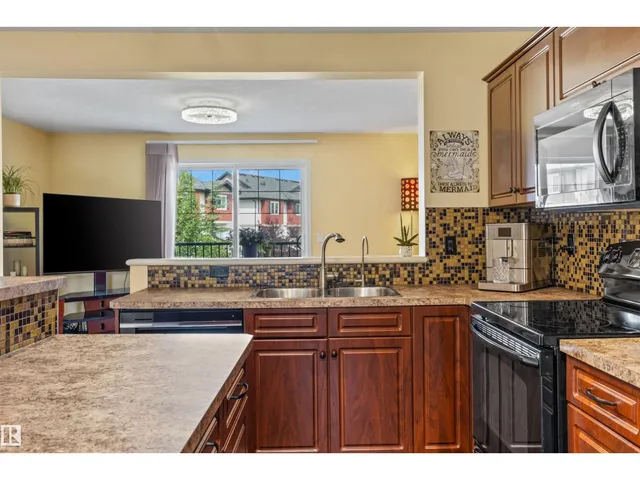 20 3751 12 ST NW, Edmonton 5