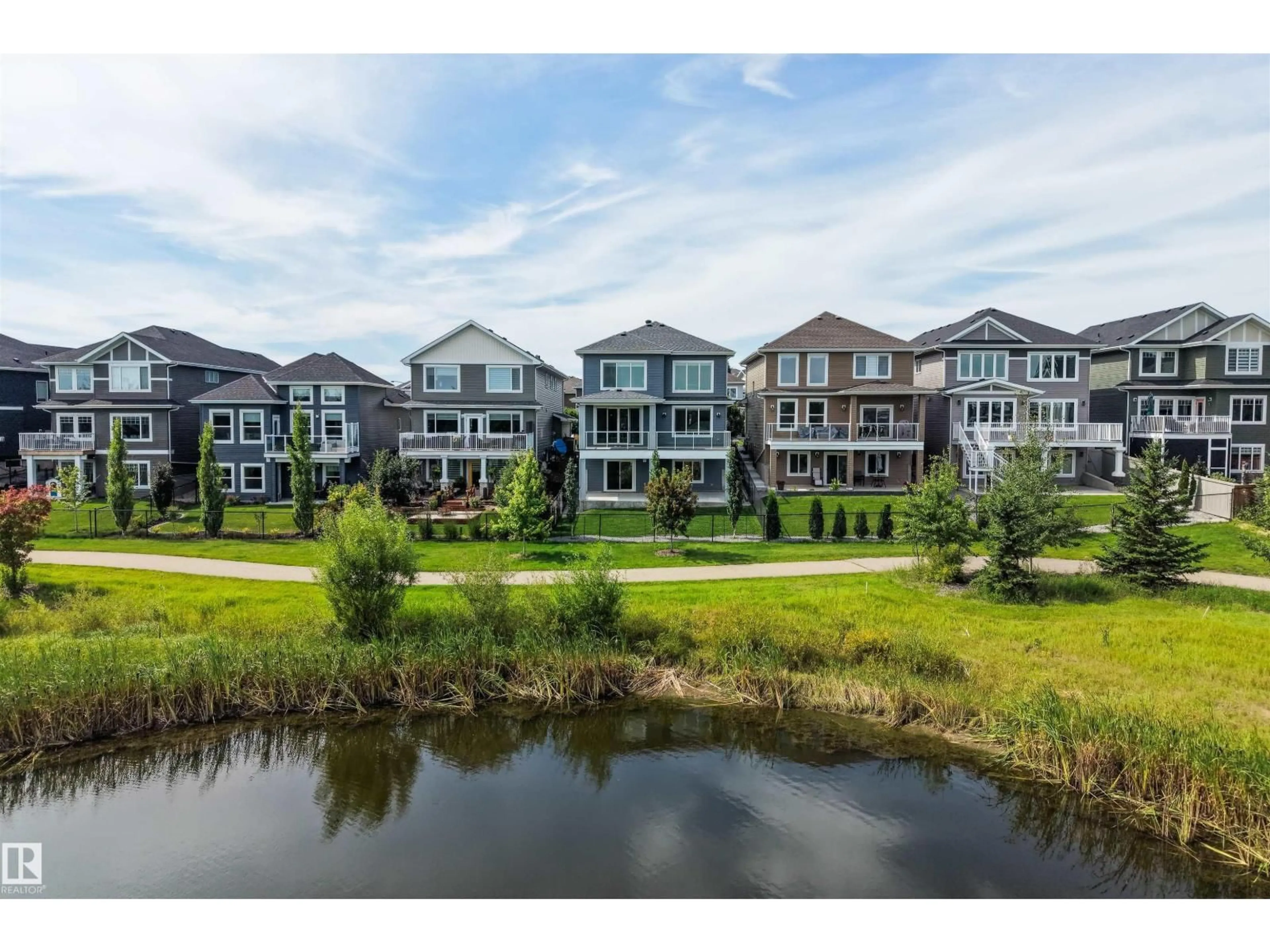 A pic from outside/outdoor area/front of a property/back of a property/a pic from drone, water/lake/river/ocean view for 3415 CHICKADEE DR, Edmonton Alberta T5S0L2