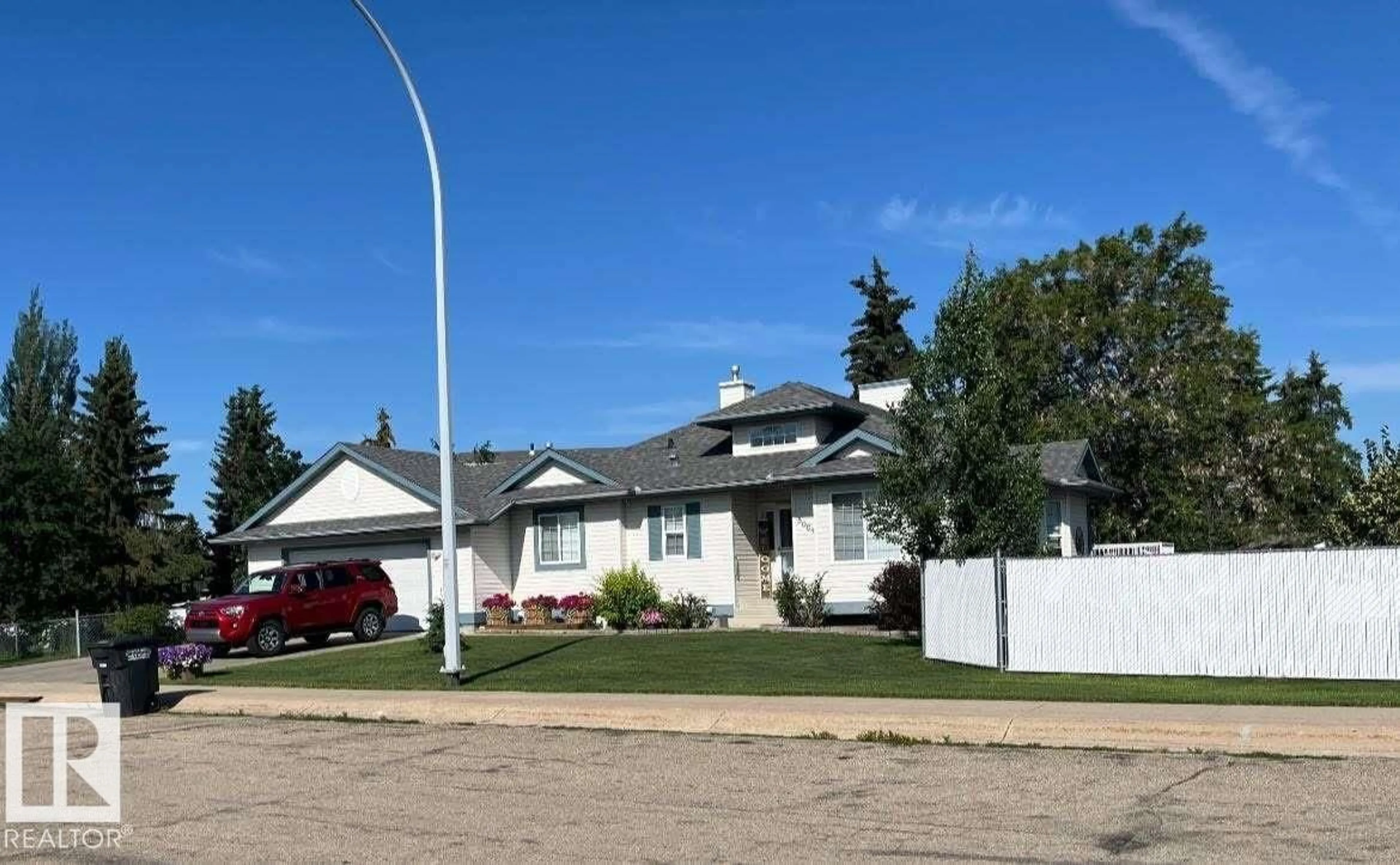Home with vinyl exterior material, street for 5004 53 ST, Bon Accord Alberta T0A0K0