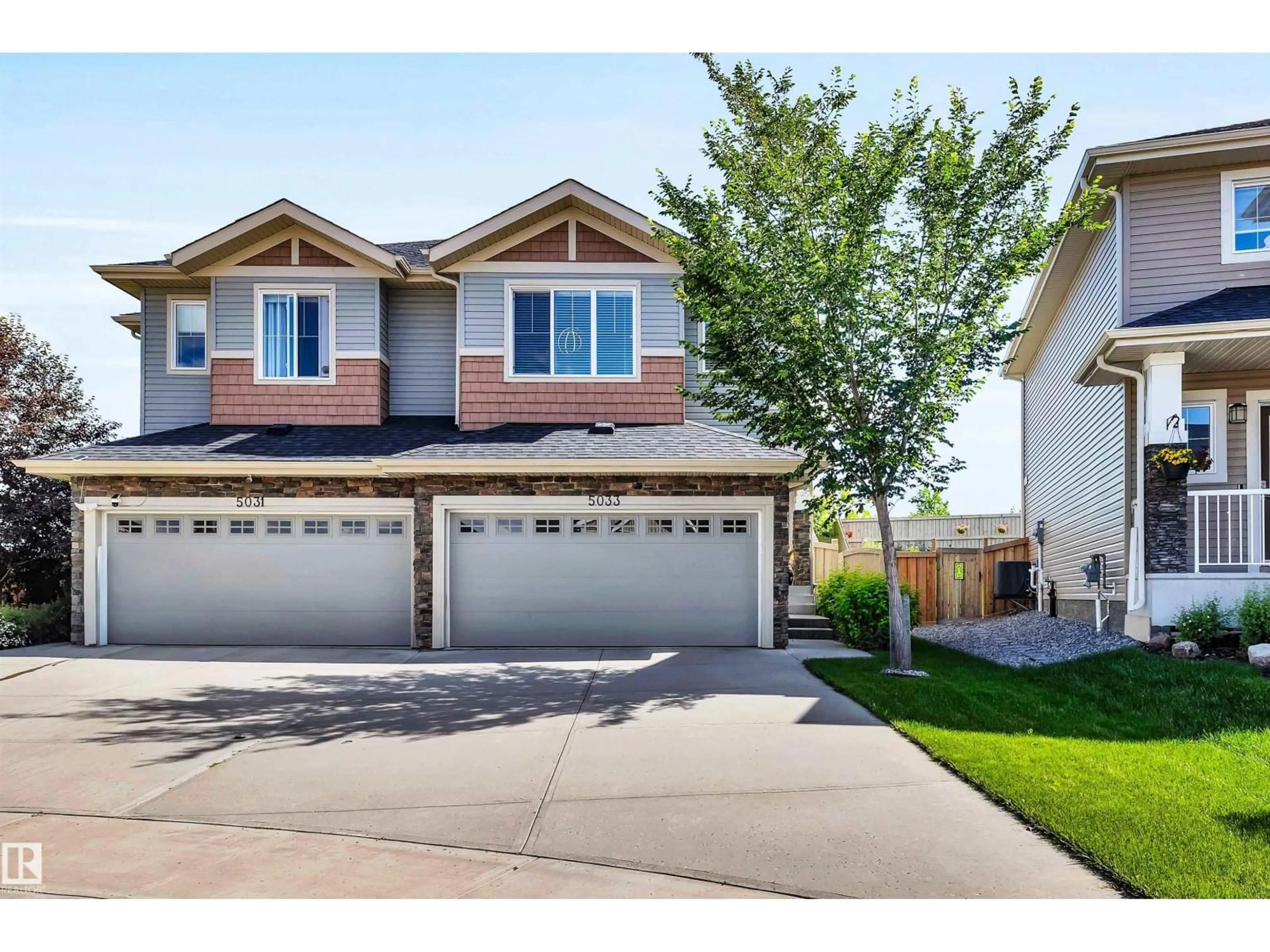 Home with vinyl exterior material, street for 5033 ANDISON CL, Edmonton Alberta T6W3T4