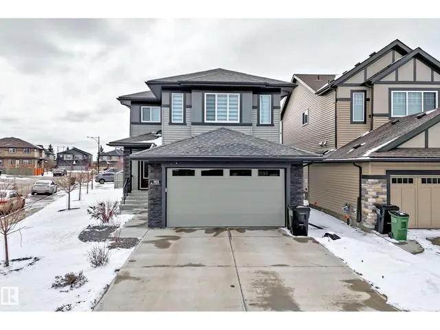 SW - 7035 CHIVERS LO, Edmonton 2