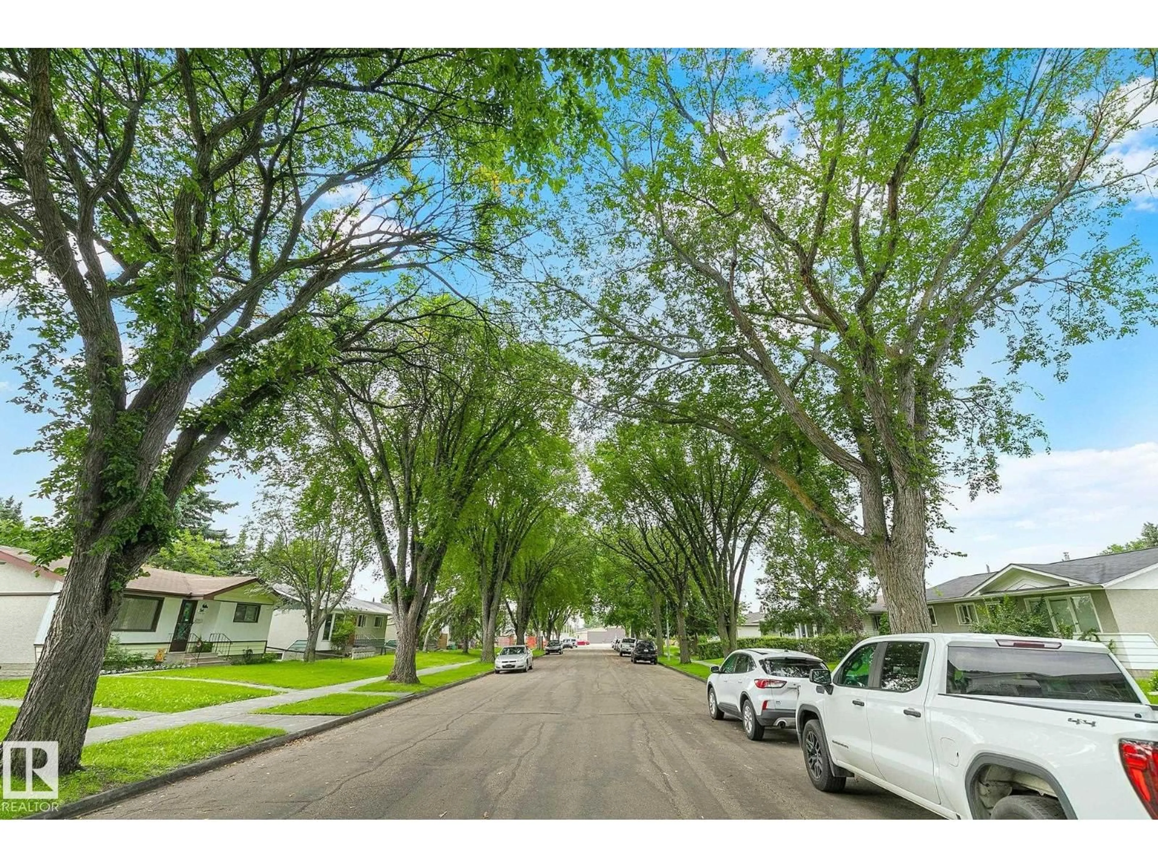 Unknown for NW - 11031 152 ST, Edmonton Alberta T5P1Z9