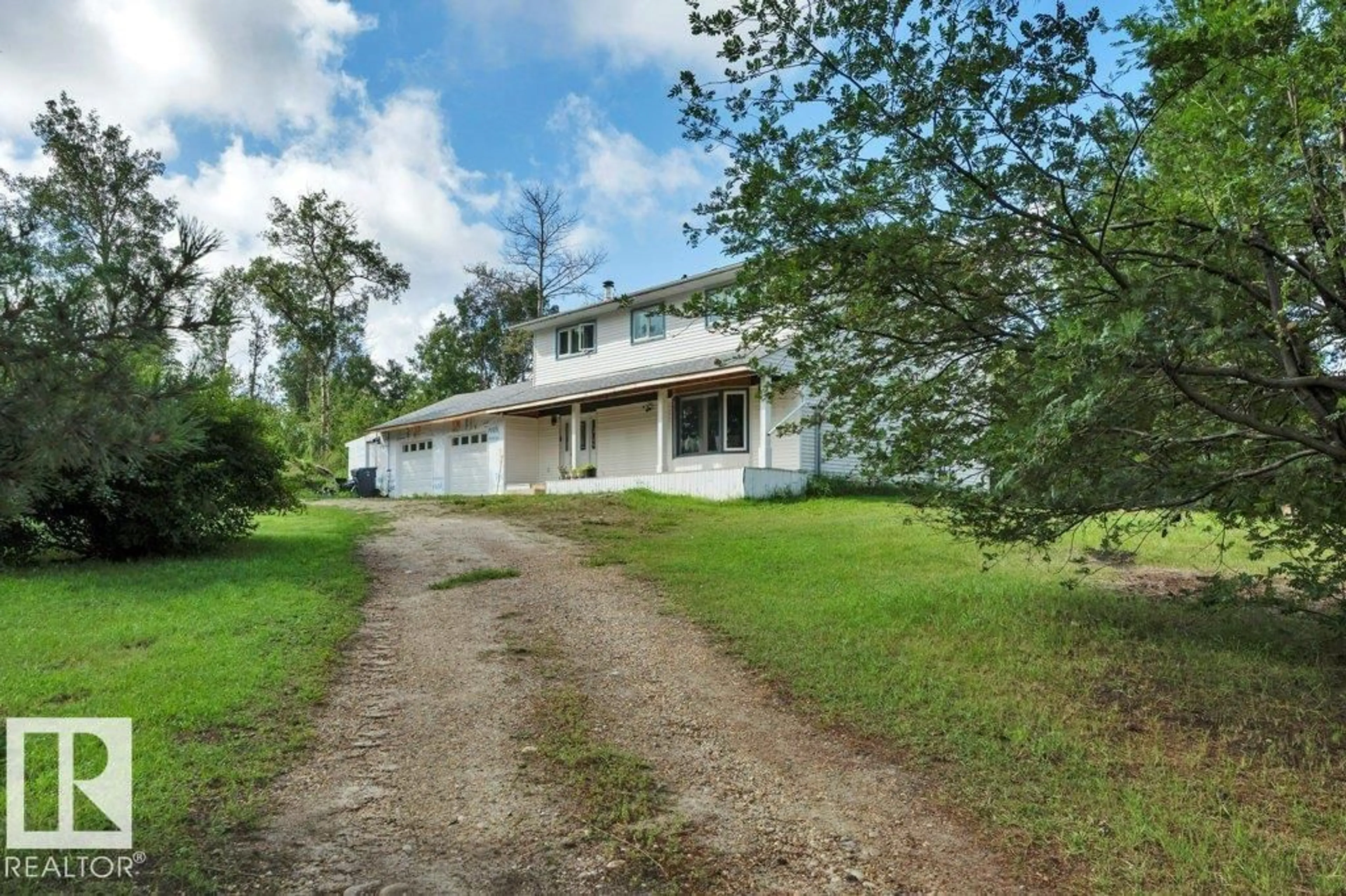 A pic from outside/outdoor area/front of a property/back of a property/a pic from drone, unknown for 254023 TWP RD 460, Rural Wetaskiwin County Alberta T9A1X2