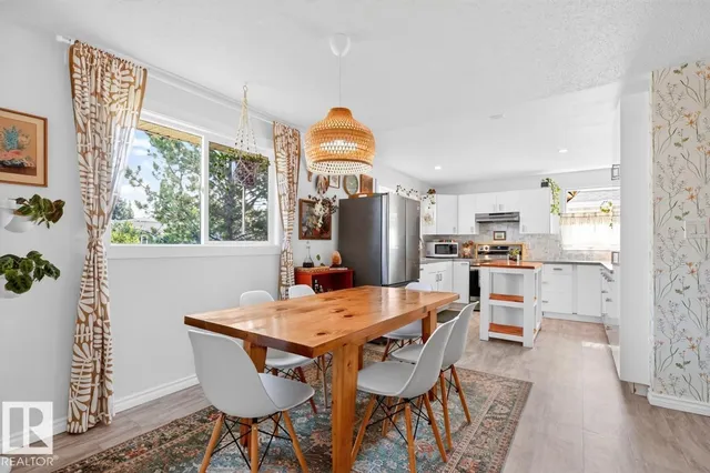 392 LEE RIDGE RD, Edmonton 5