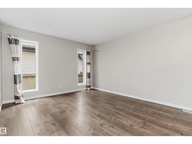 SW - 7847 7 AV, Edmonton 5
