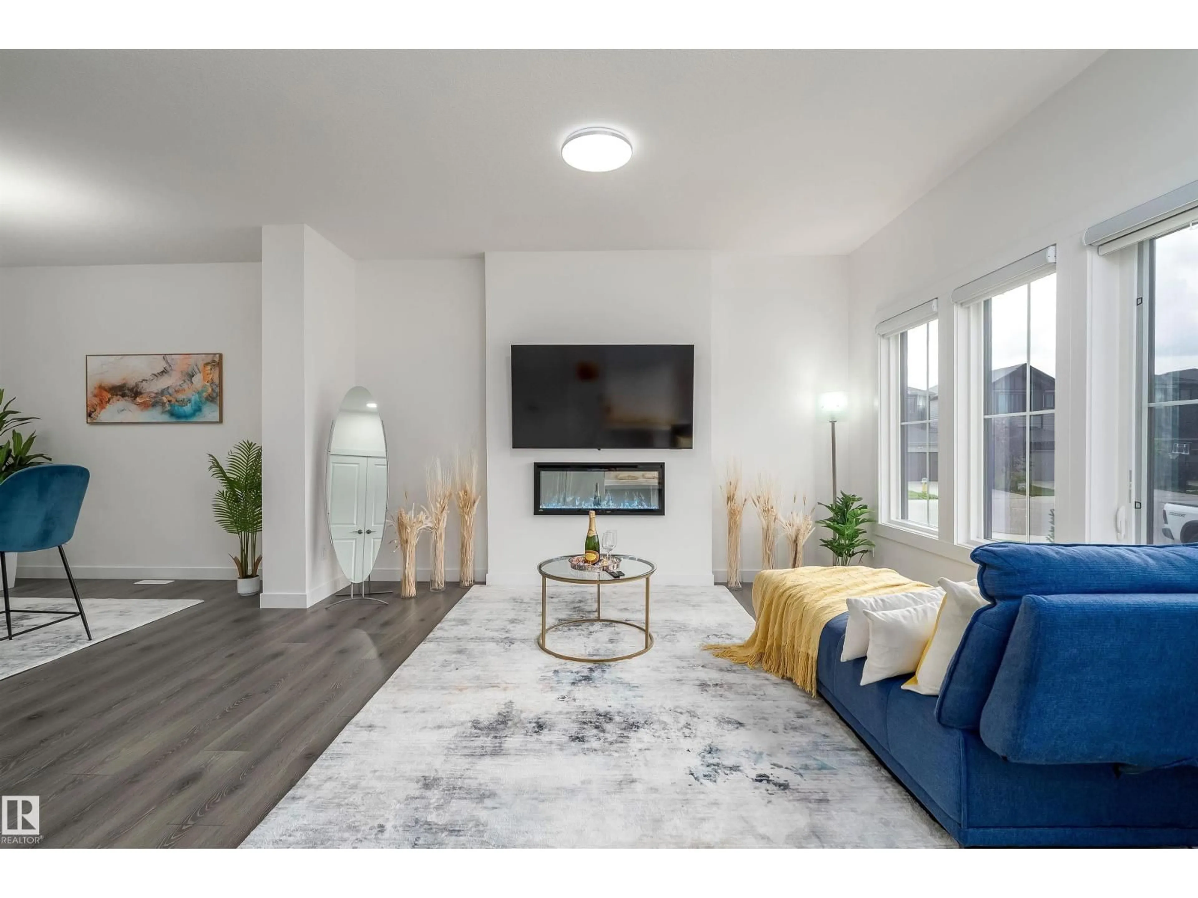 Living room with furniture, unknown for NW - 9307 221 ST, Edmonton Alberta T5T6C9