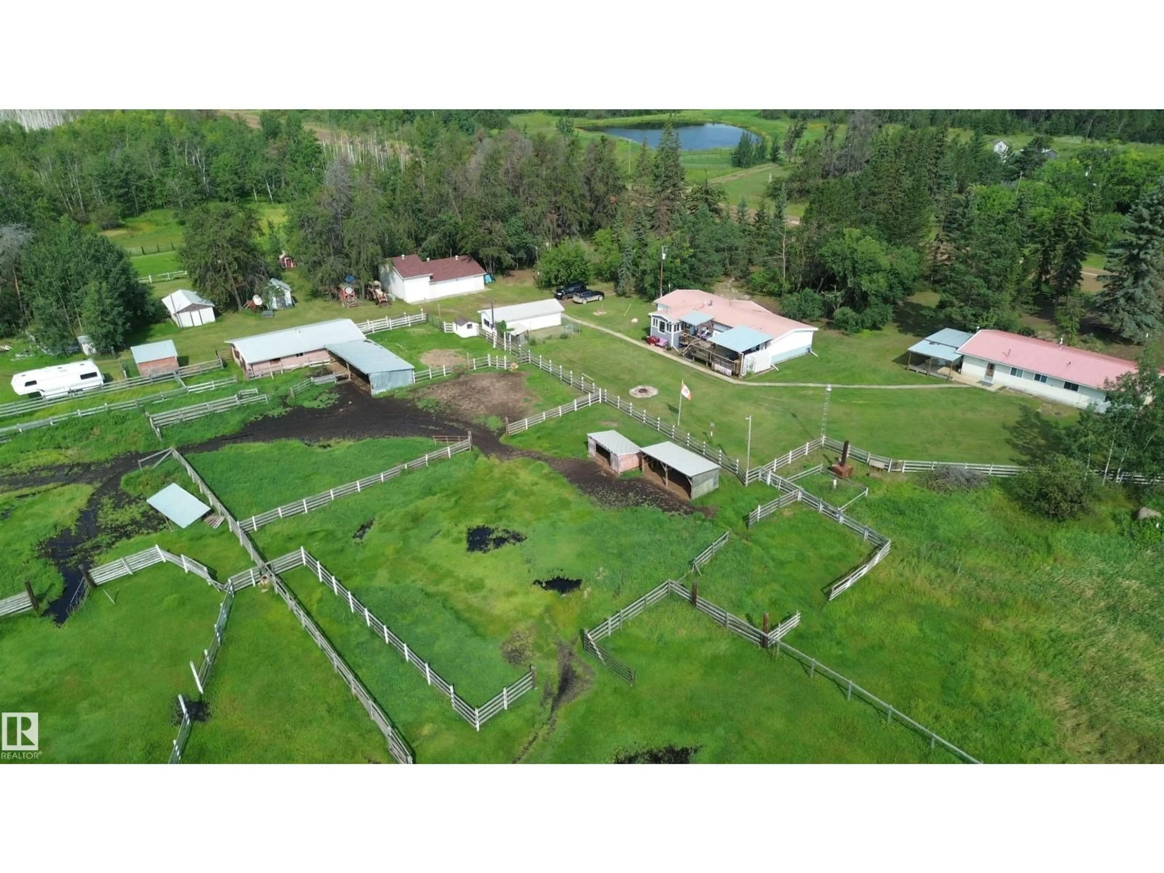 A pic from outside/outdoor area/front of a property/back of a property/a pic from drone, unknown for 22529 TWP RD 590, Rural Thorhild County Alberta T0A3J0