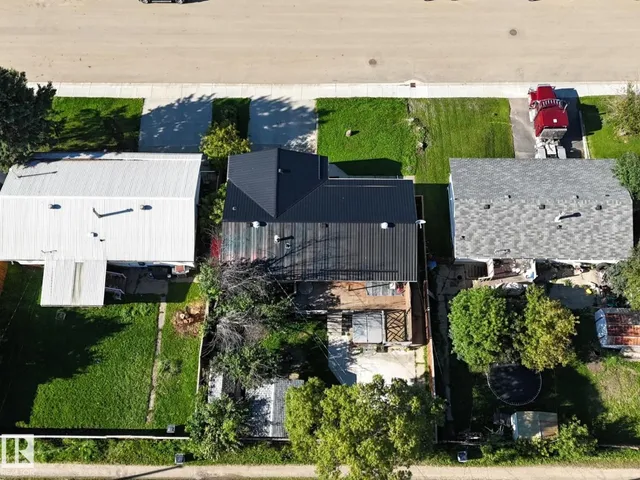 4631 47 AV, Evansburg 5