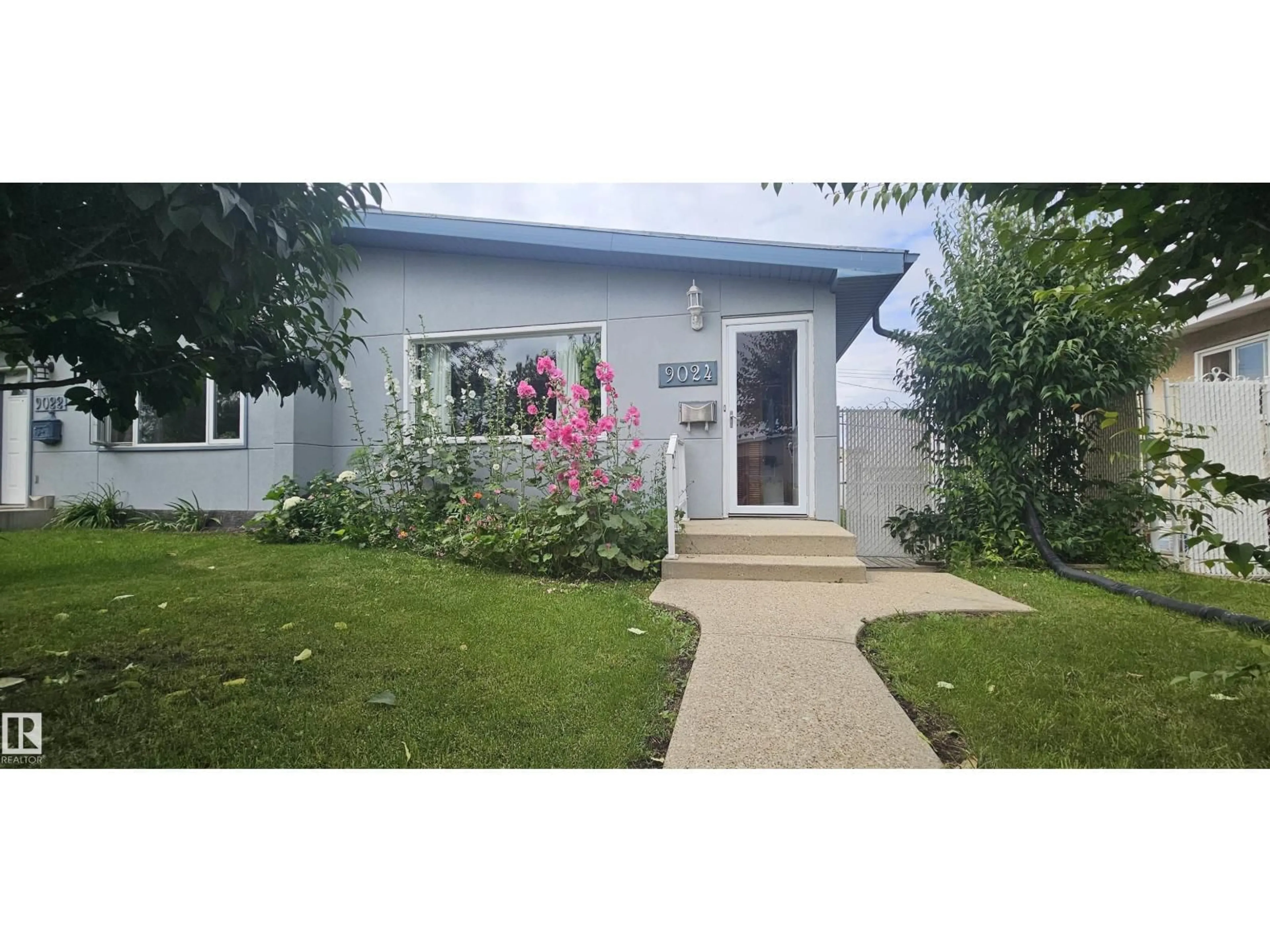 Unknown for 9024 60 ST, Edmonton Alberta T6B1M8