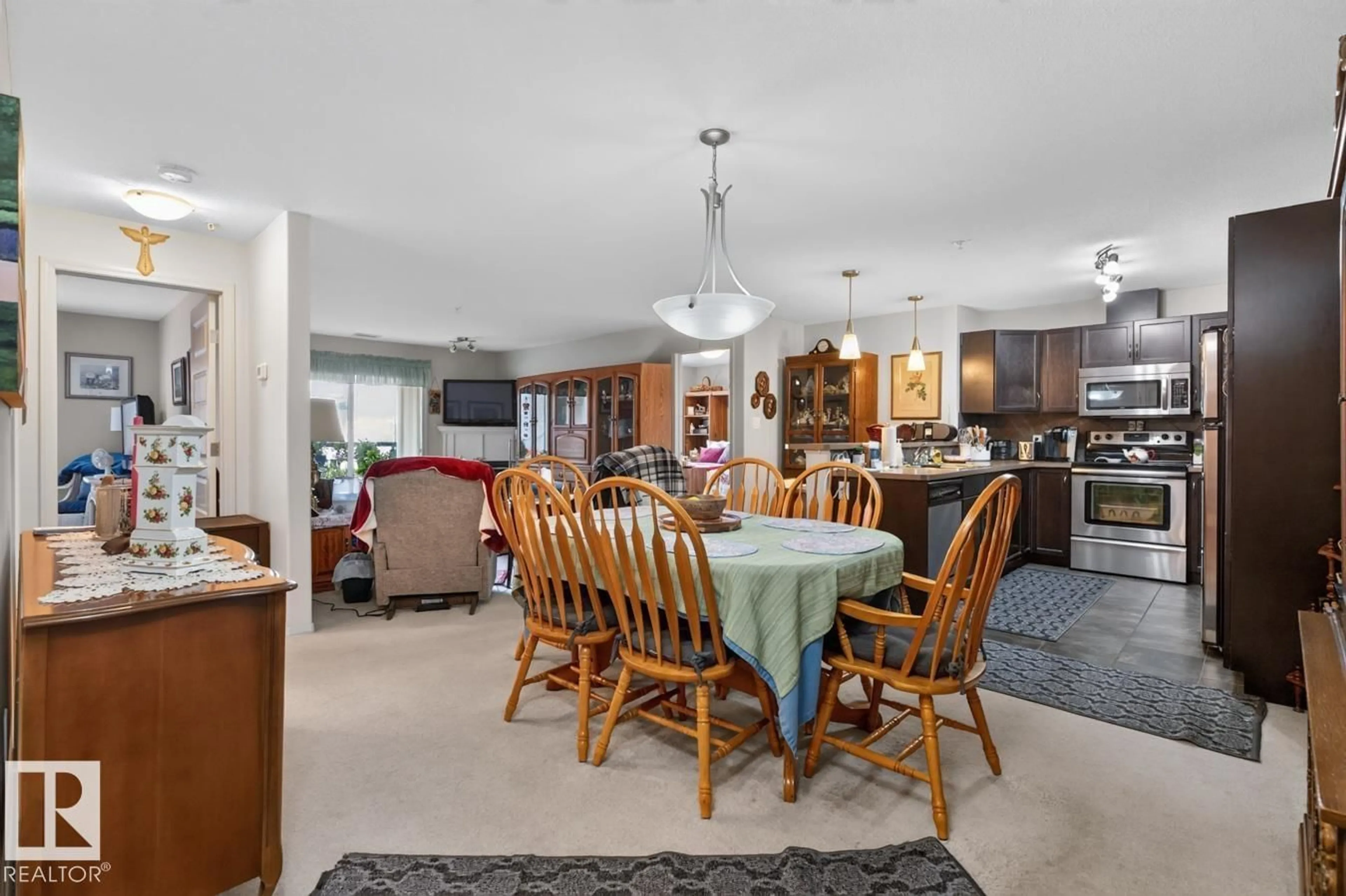 Dining room, unknown for 210 - 7909 71 ST, Edmonton Alberta T6B3P5