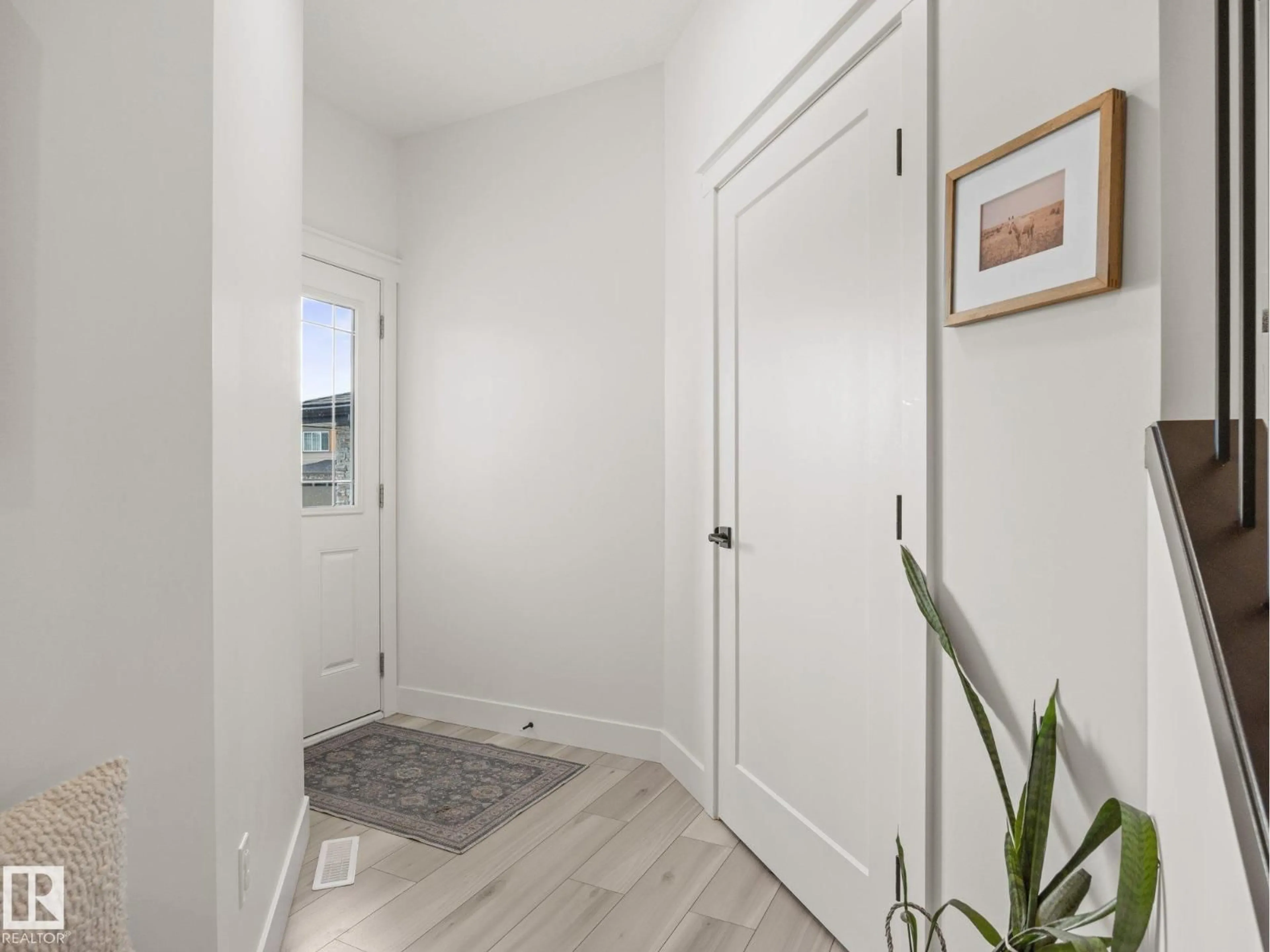 Indoor entryway for 3808 42 AV, Beaumont Alberta T4Z2Z6