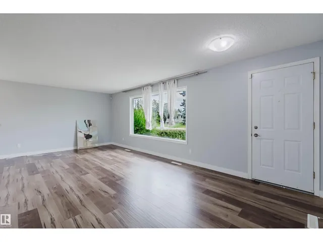 11420 46 AV, Edmonton 5