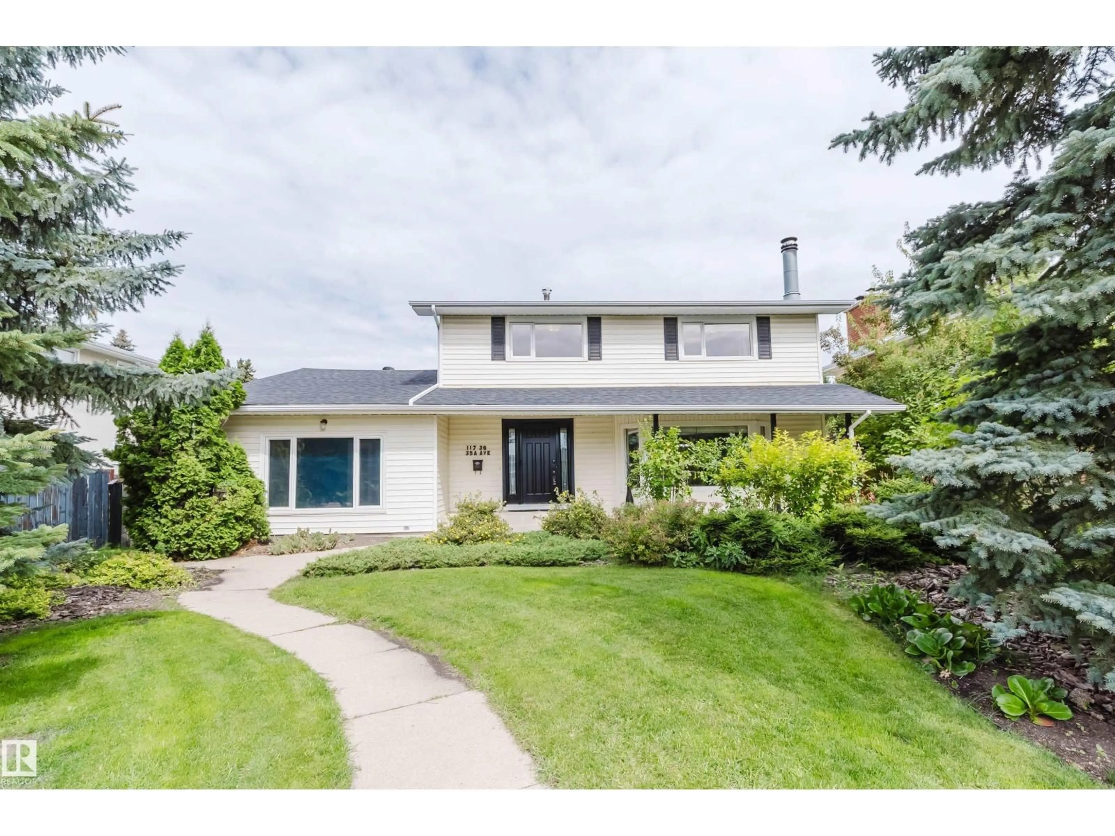 Unknown for NW - 11736 35A AV, Edmonton Alberta T6J0B5