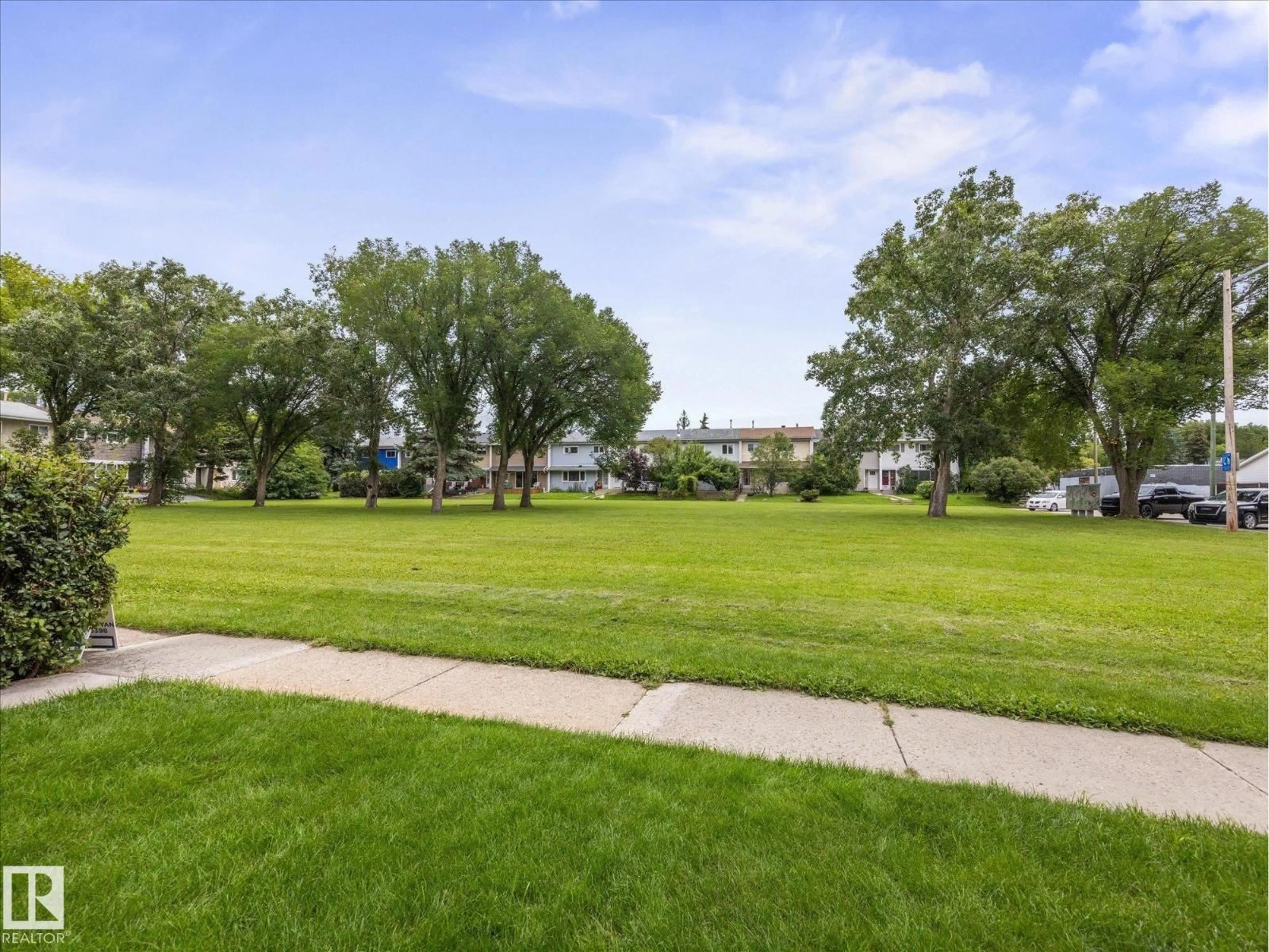 A pic from outside/outdoor area/front of a property/back of a property/a pic from drone, unknown for 57 GARDEN CR, St. Albert Alberta T8N0W9