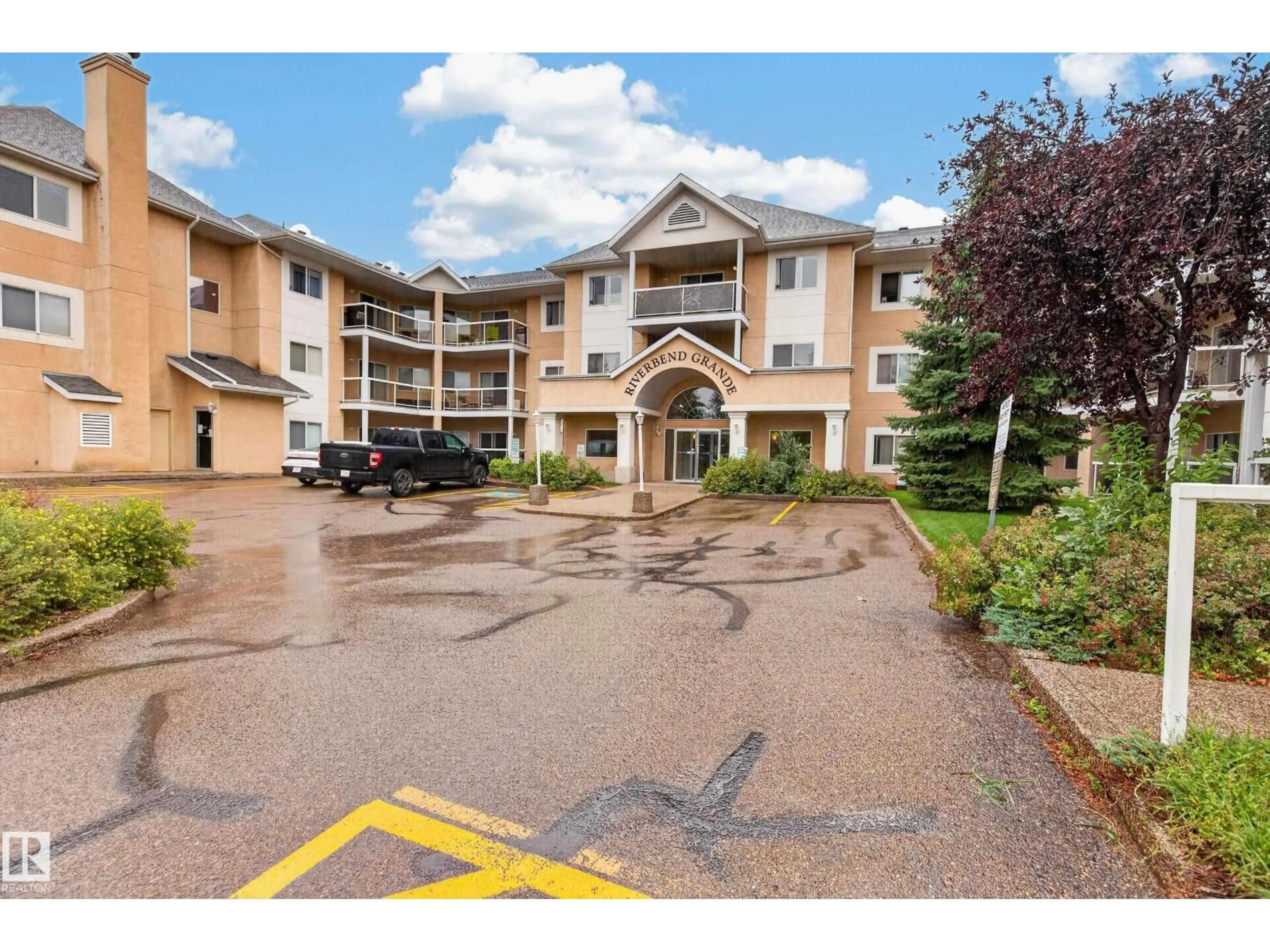 Unknown for 101 - 101 RABBIT HILL RD, Edmonton Alberta T6R2S7