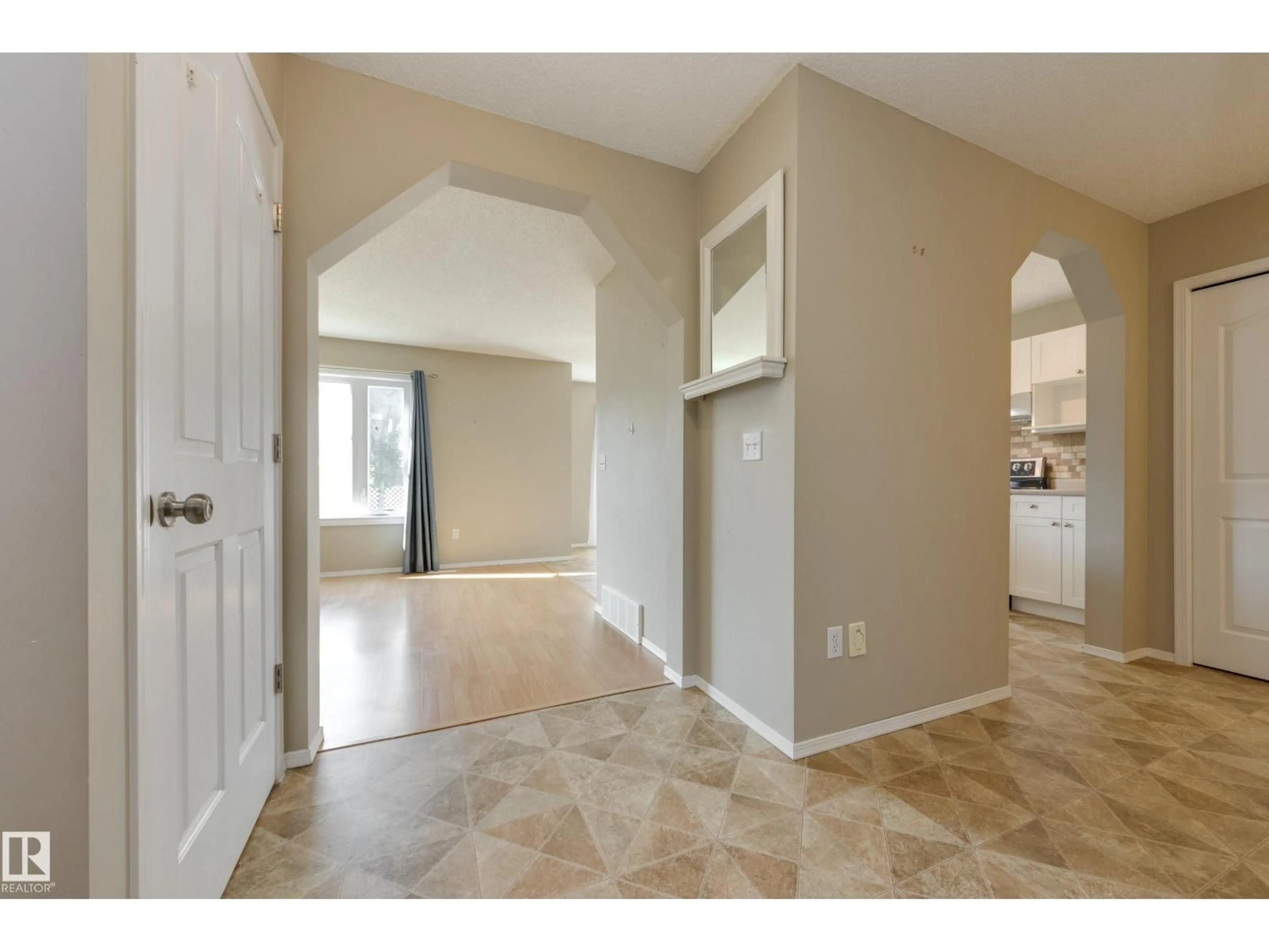 Indoor entryway for NW - 11335 167B AVE, Edmonton Alberta T5X6G8