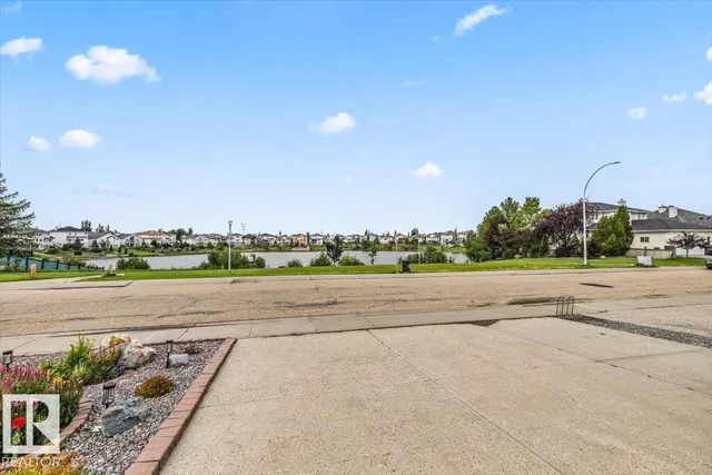 8731 160A AV, Edmonton 3