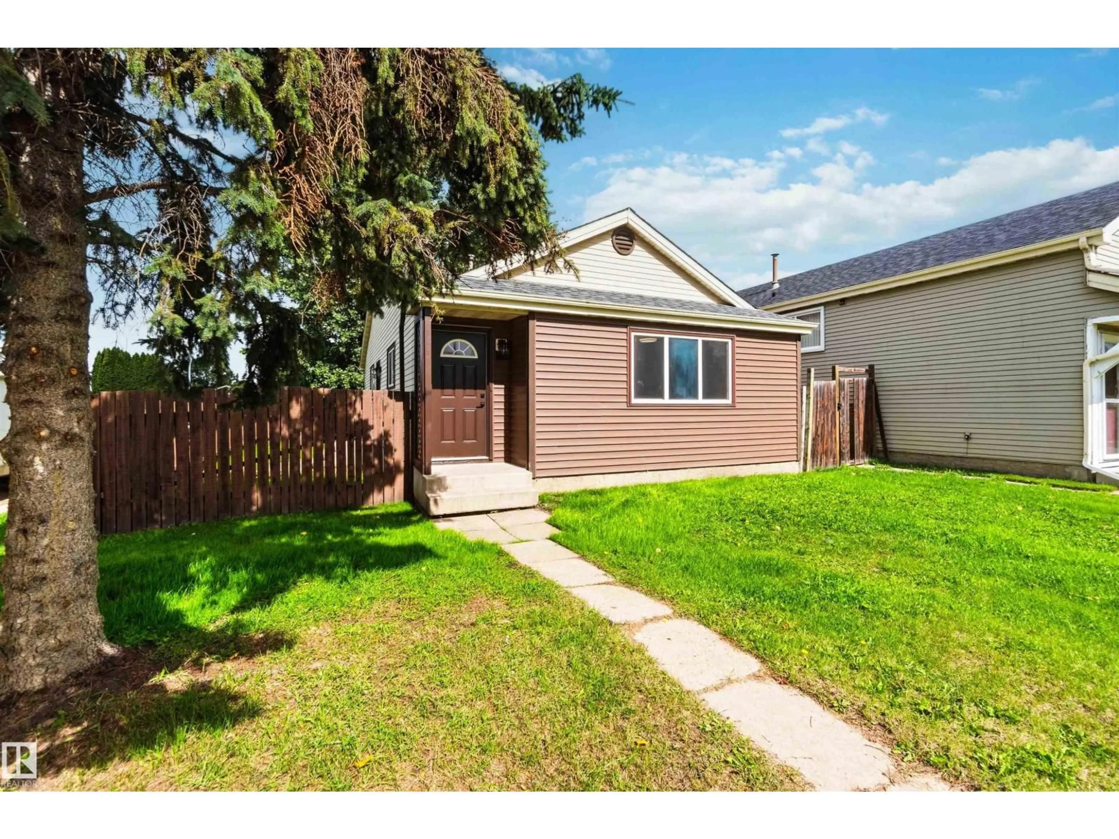 Unknown for 120 BIRCH DR, Gibbons Alberta T0A1N0