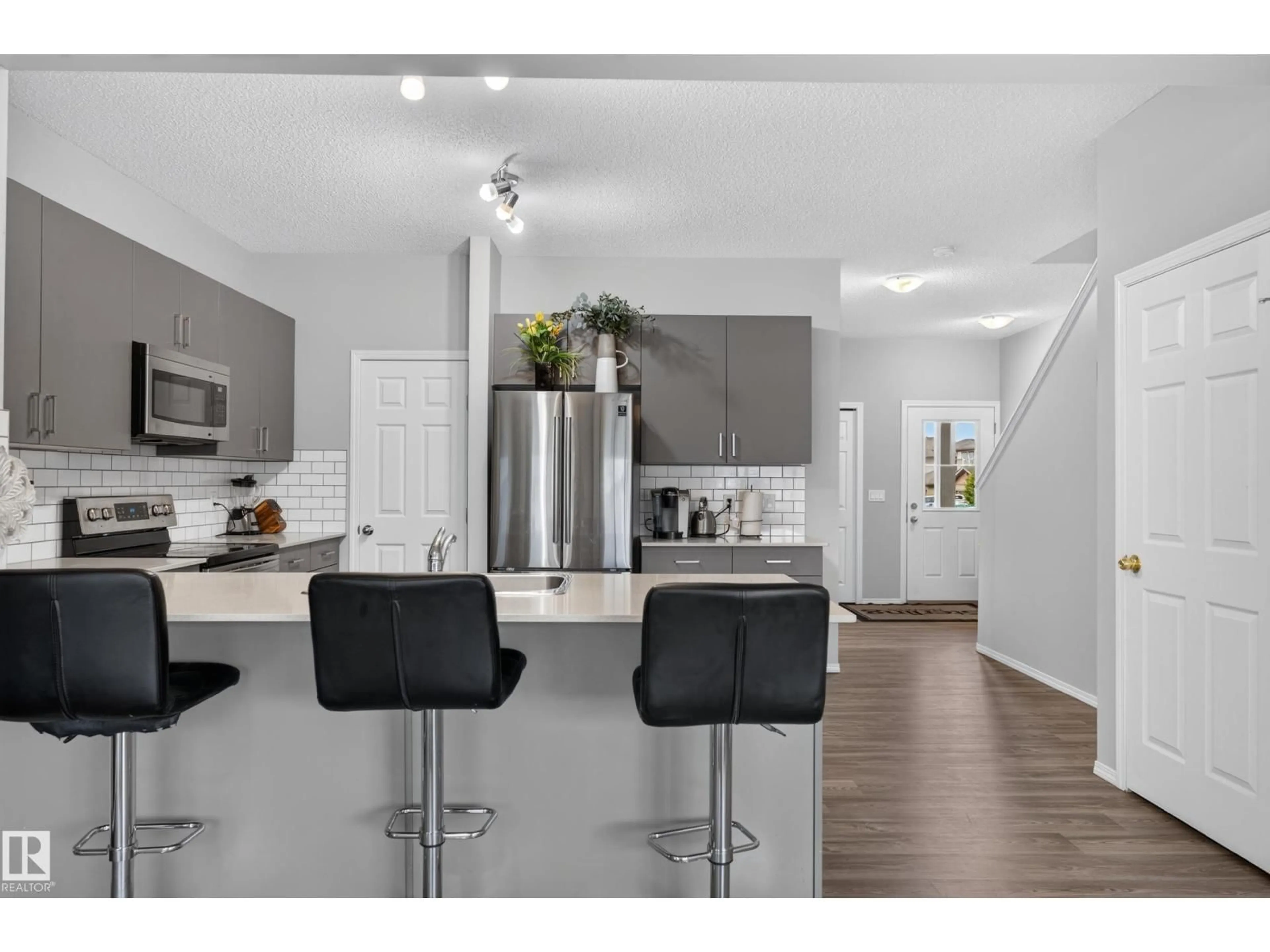 Open concept kitchen, unknown for 17 SPRUCE RIDGE CV, Spruce Grove Alberta T7X0S5