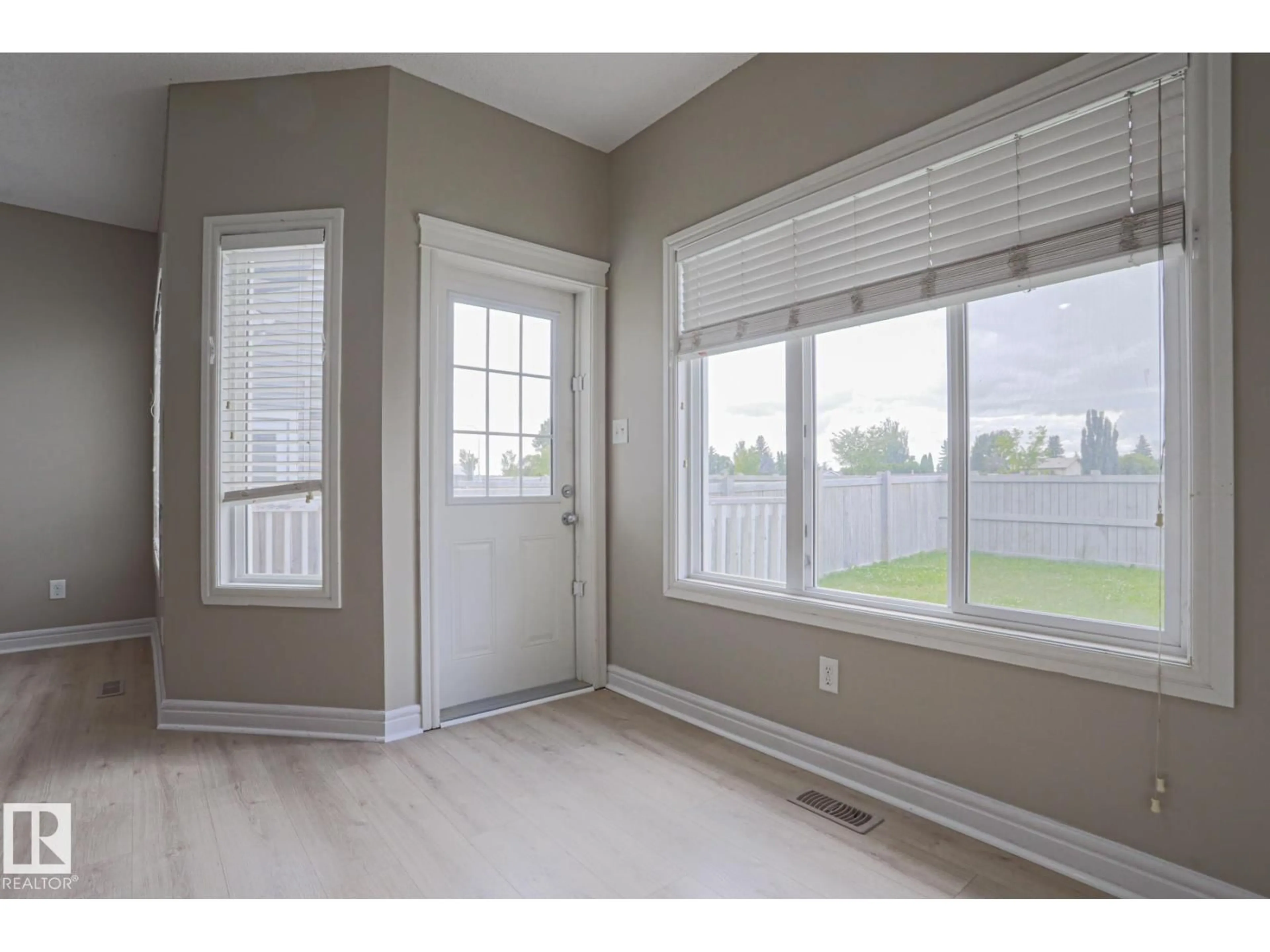 Unknown for NW - 1456 33B ST, Edmonton Alberta T6T0X6
