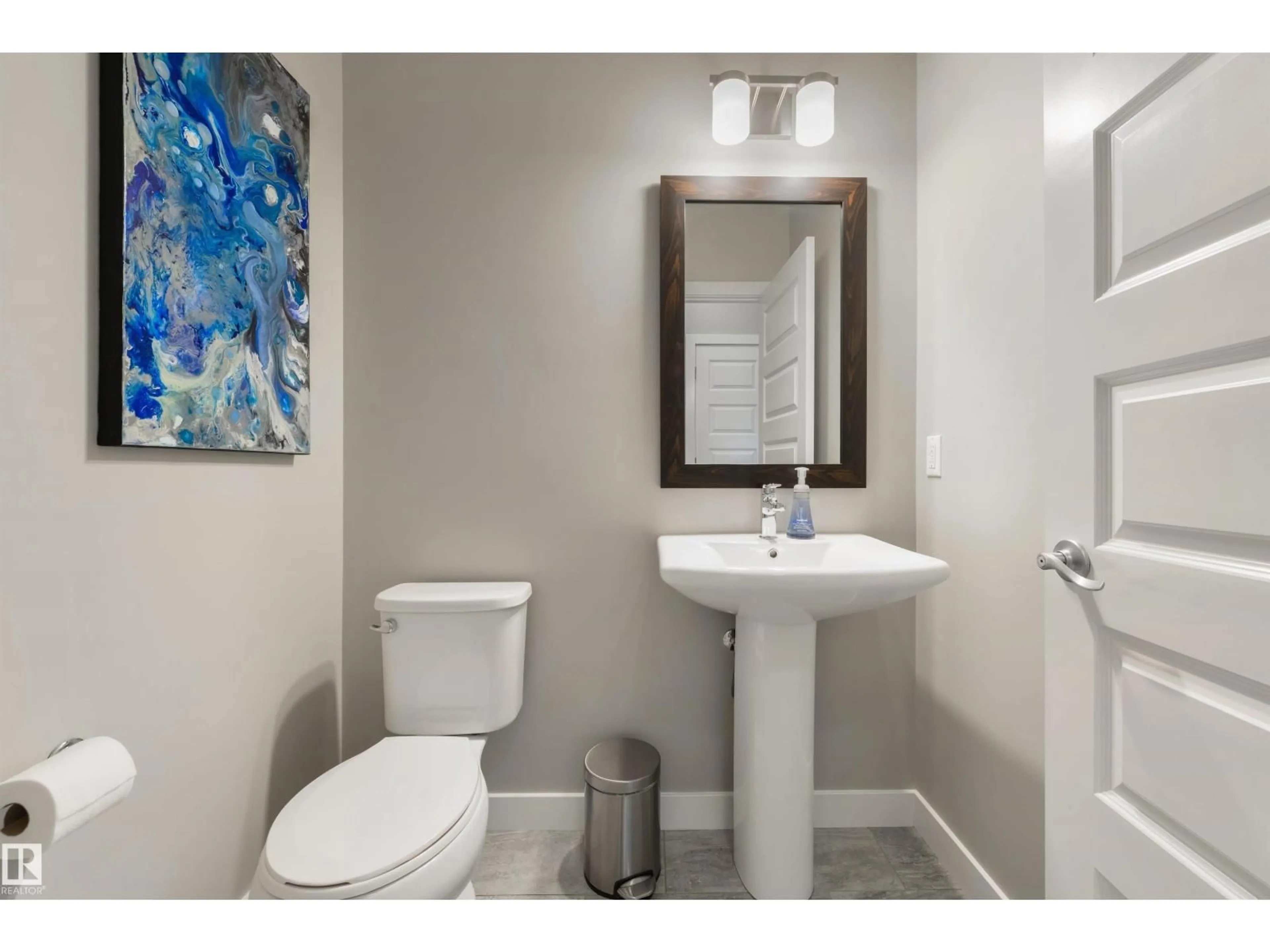 Standard bathroom, ceramic/tile floor for 23 KINGSBURY CI, Spruce Grove Alberta T7X0C9