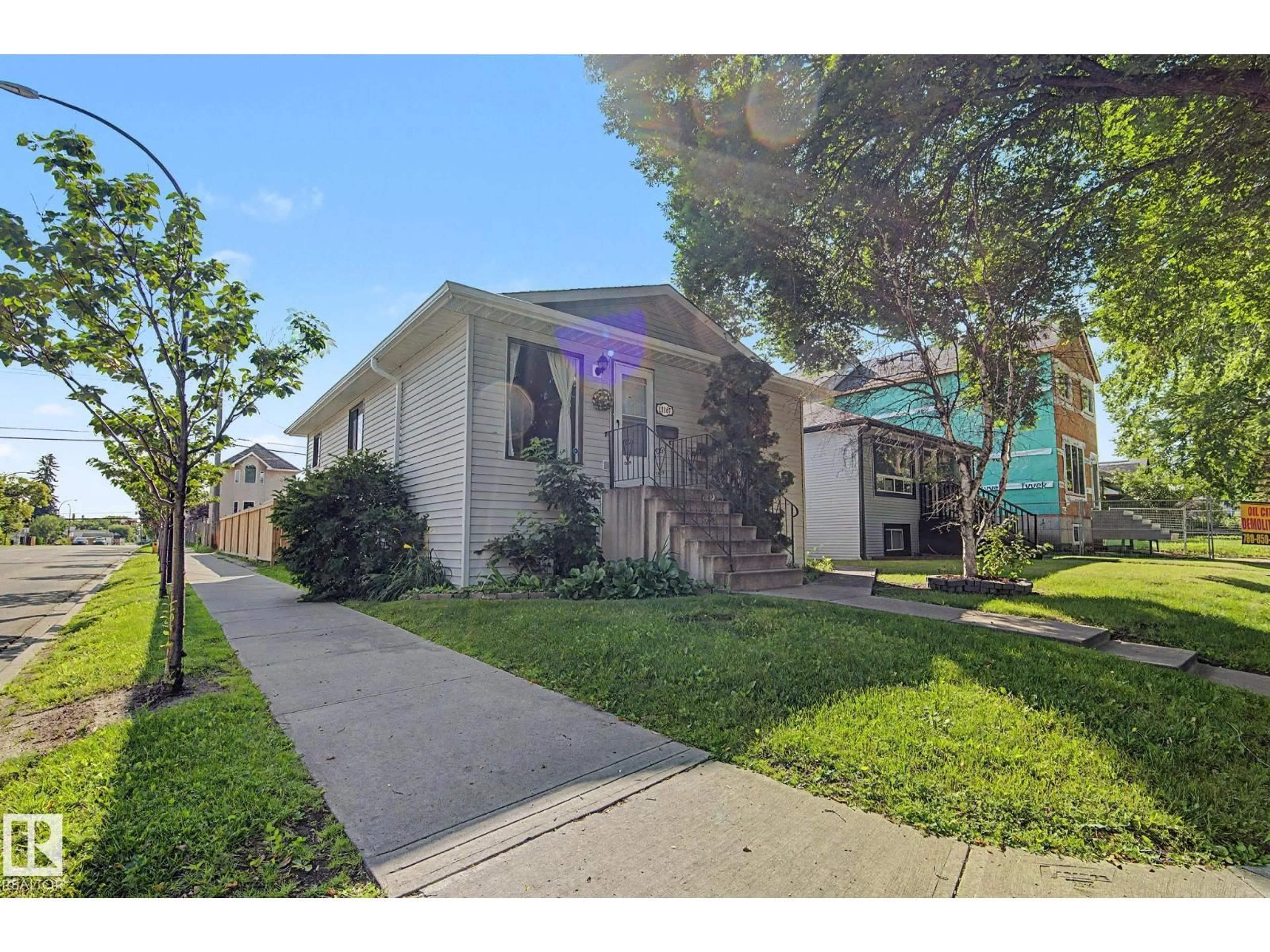 Unknown for NW - 11167 52 ST, Edmonton Alberta T5W3H6