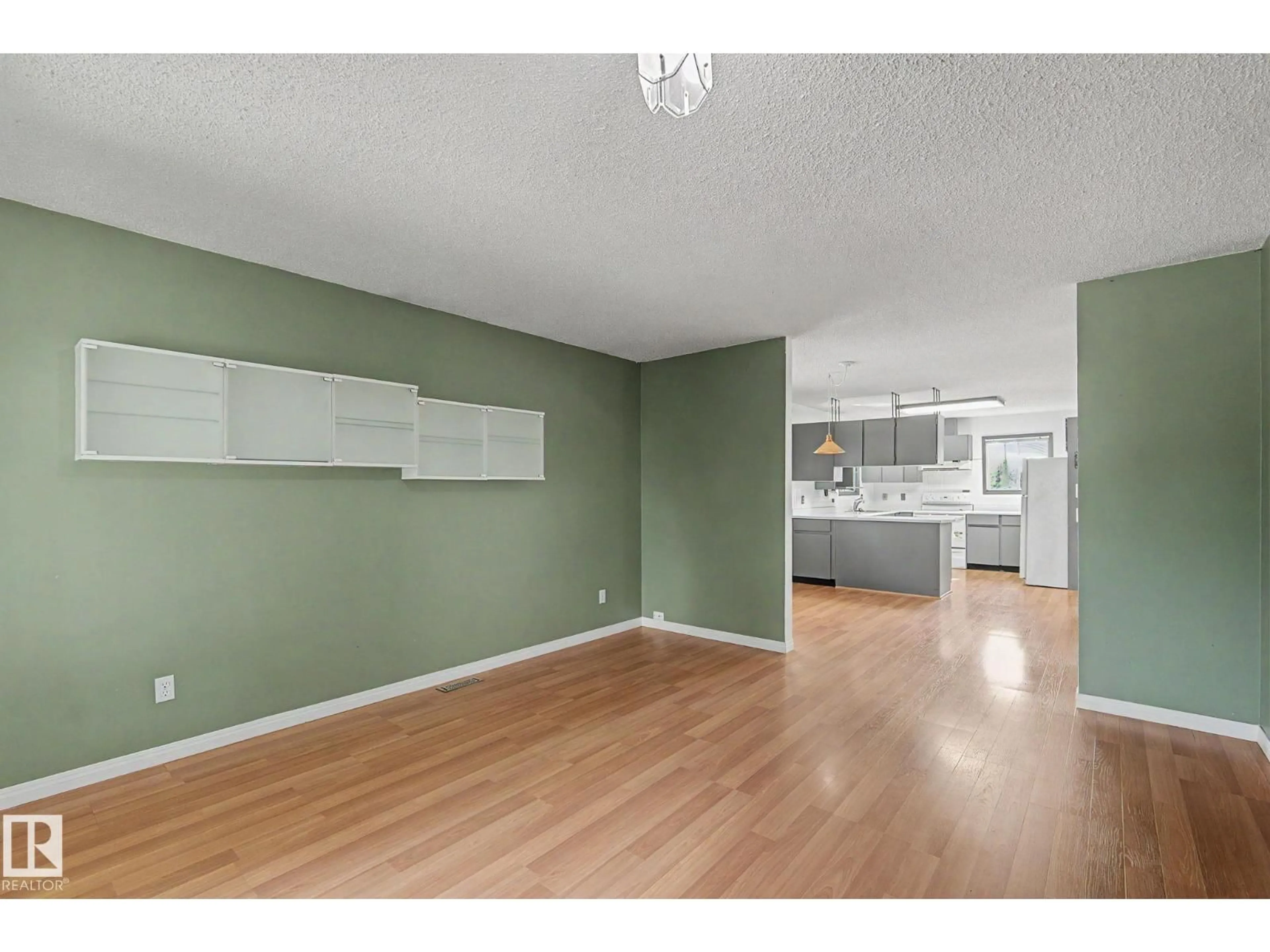Unknown for NW - 11167 52 ST, Edmonton Alberta T5W3H6