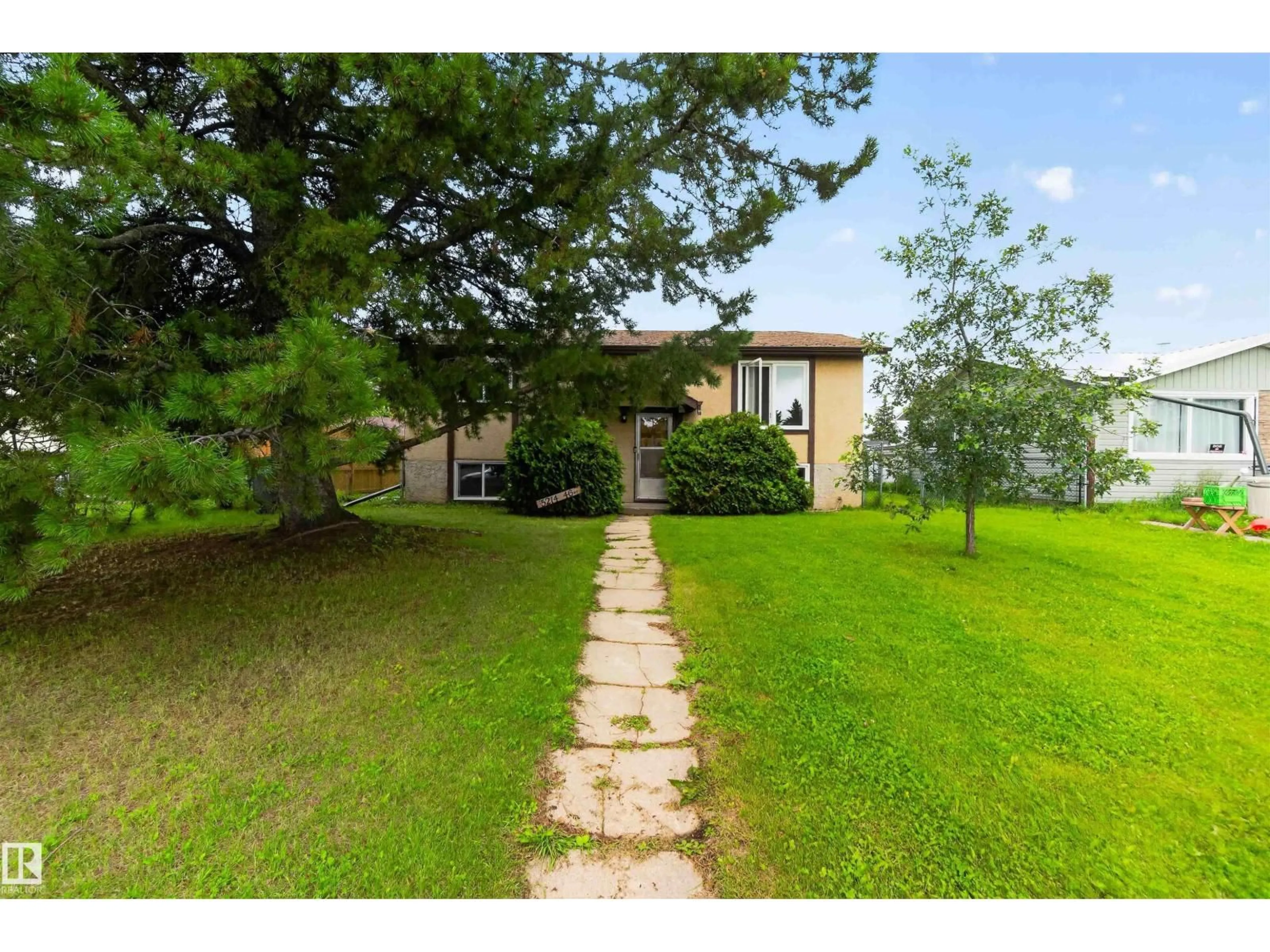 A pic from outside/outdoor area/front of a property/back of a property/a pic from drone, unknown for 5214 46 ST, Bon Accord Alberta T0A1K0